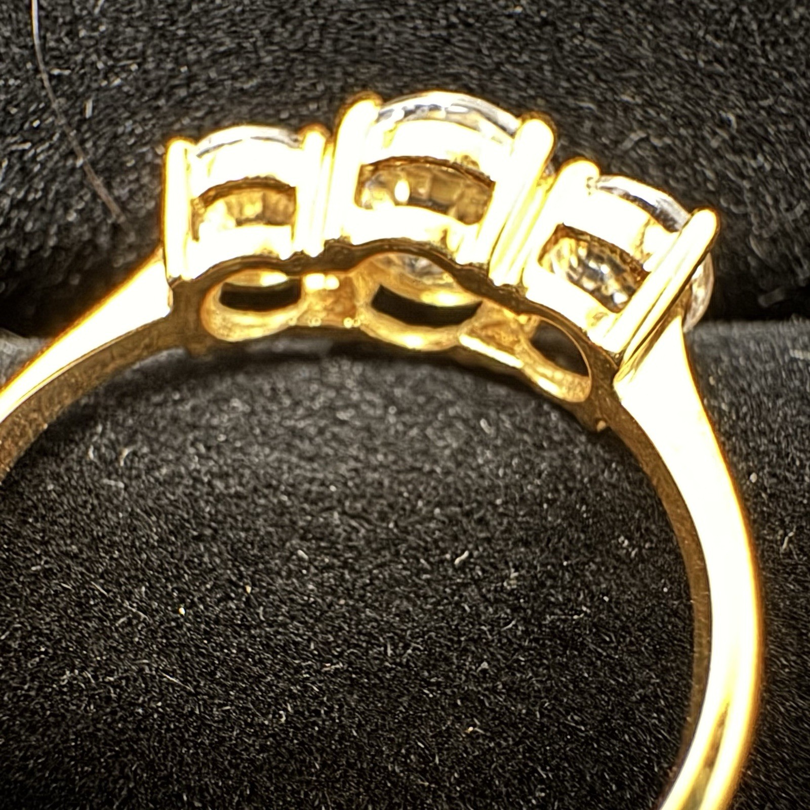 14k Yellow Gold Ring 3 Cubic Zirconia Stones Size 6.5 Signed RP 2.7 Grams