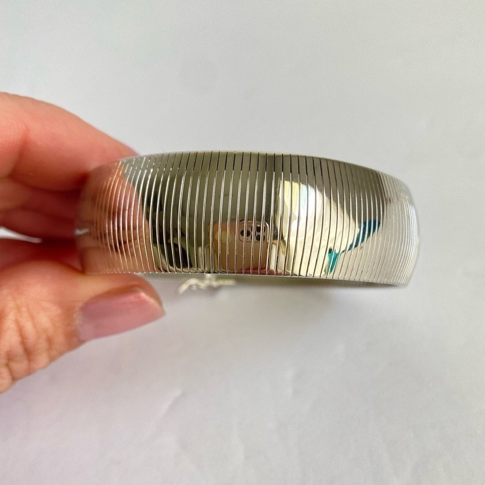 Bellezza Italy Omega Bracelet Itaor Wide Cleopatra Flex Cuff Silver Tone Metal