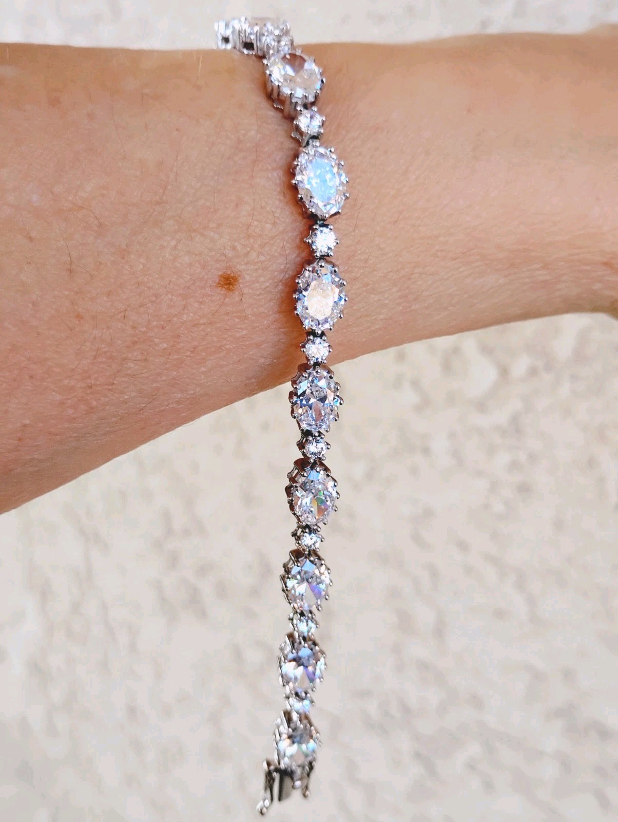 New Stauer “DiamondAura” Oval & Round CZ Brilliant Bracelet, Sterling, 7.5″ Fit