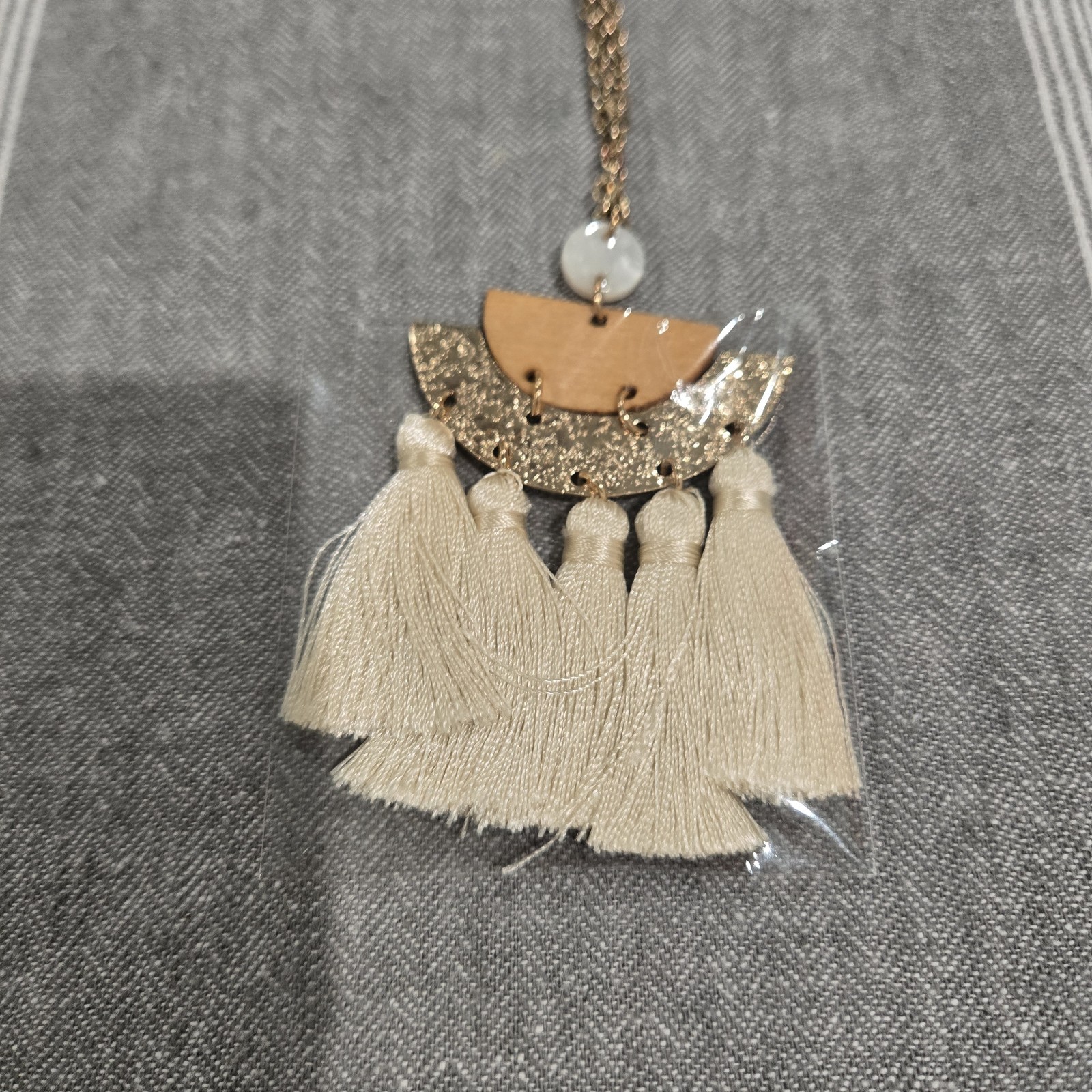 Andante Tassel Pendant Necklace Gold Cable Chain GREAT FOR MOTHERS DAY