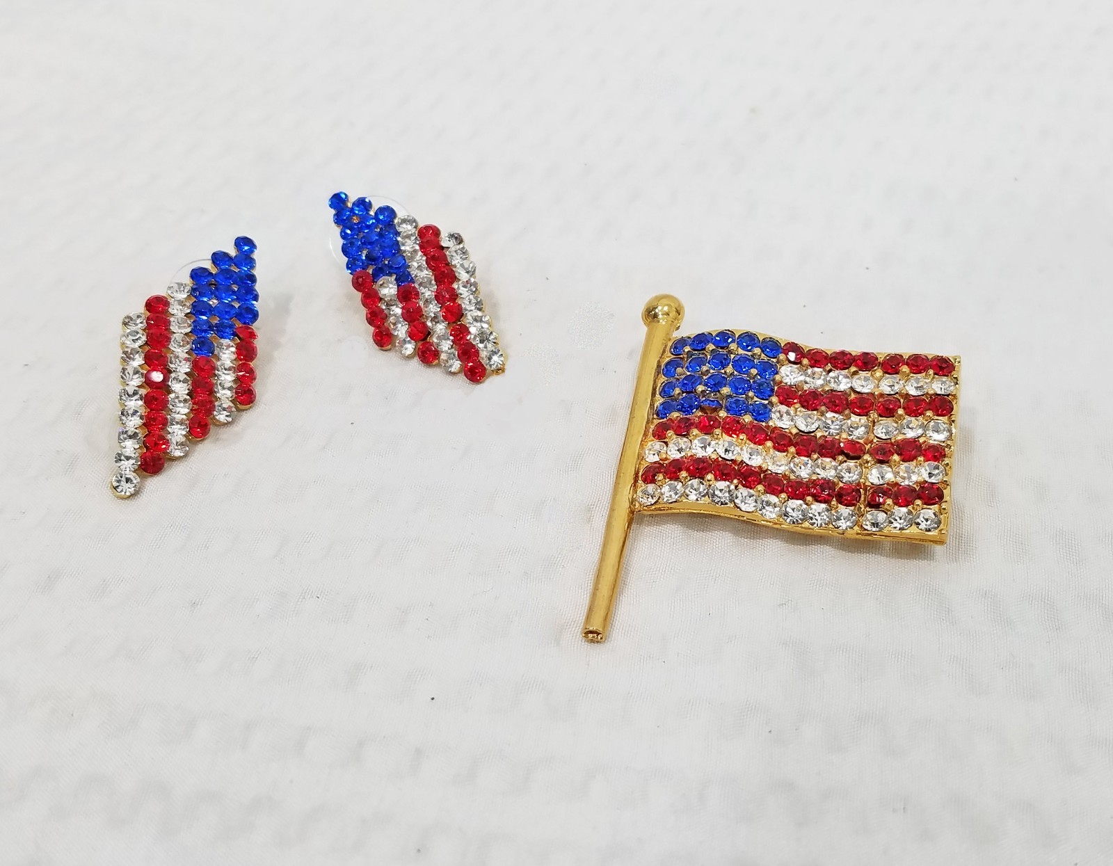 New! Red White & Blue Crystal Gold Tone American Flag Brooch and Stud Earrings