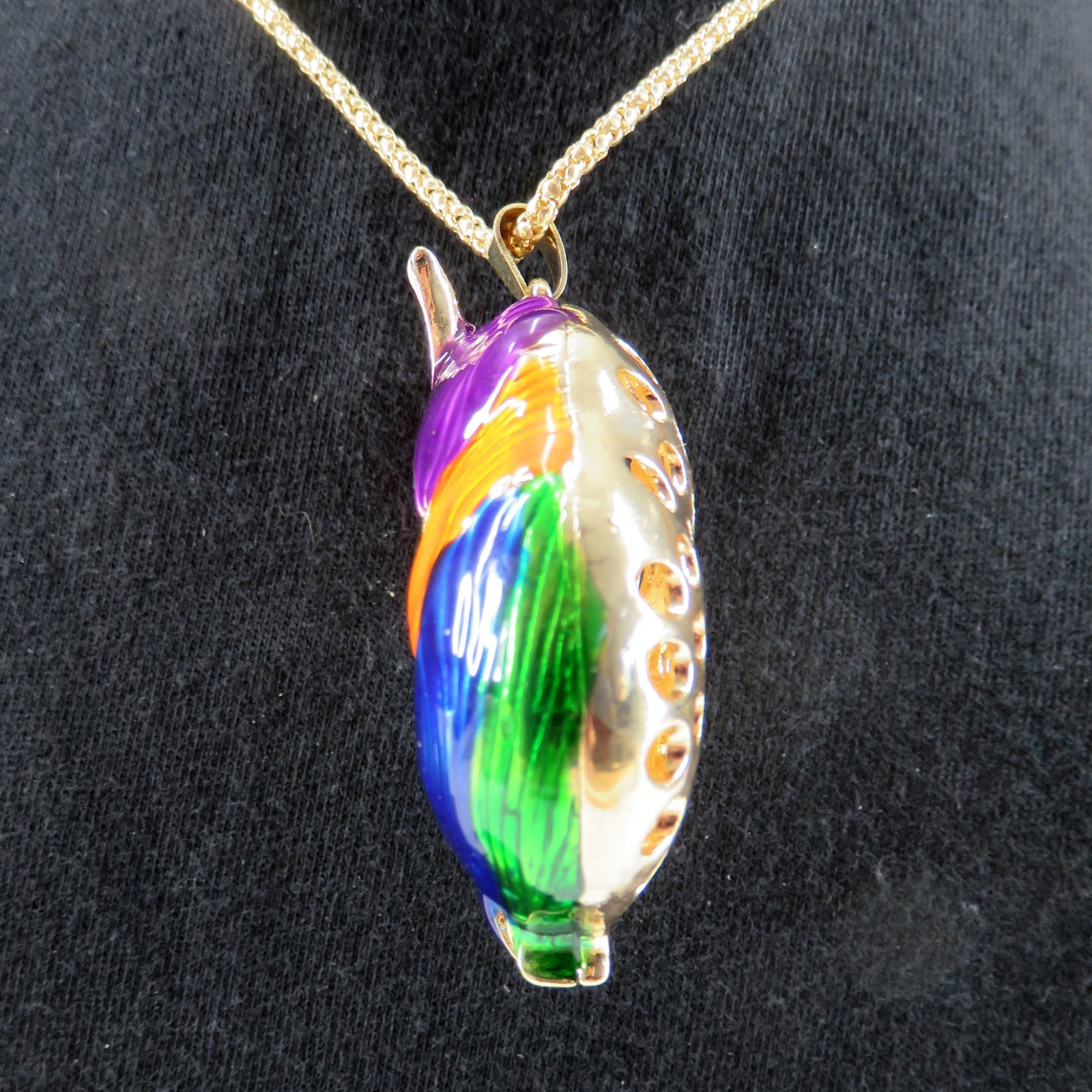 NWT-Betsey Johnson Topaz Crystal Unicorn Head Pendant Enamel Goldtone Necklace