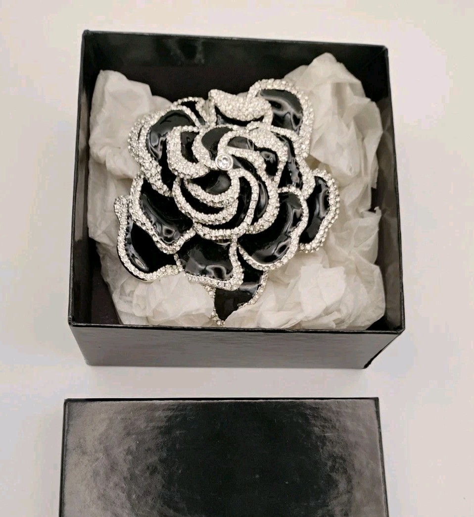 Vintage Joan Rivers Black Enamel Flower Floral Brooch Pin Rhinestone Pavé