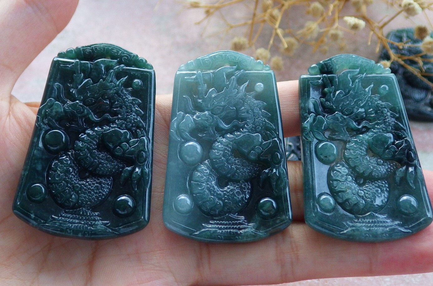 1Pcs Icy Green Burma Grade Natural A Jade jadeite Pendant Dragon Bead 龙 683097
