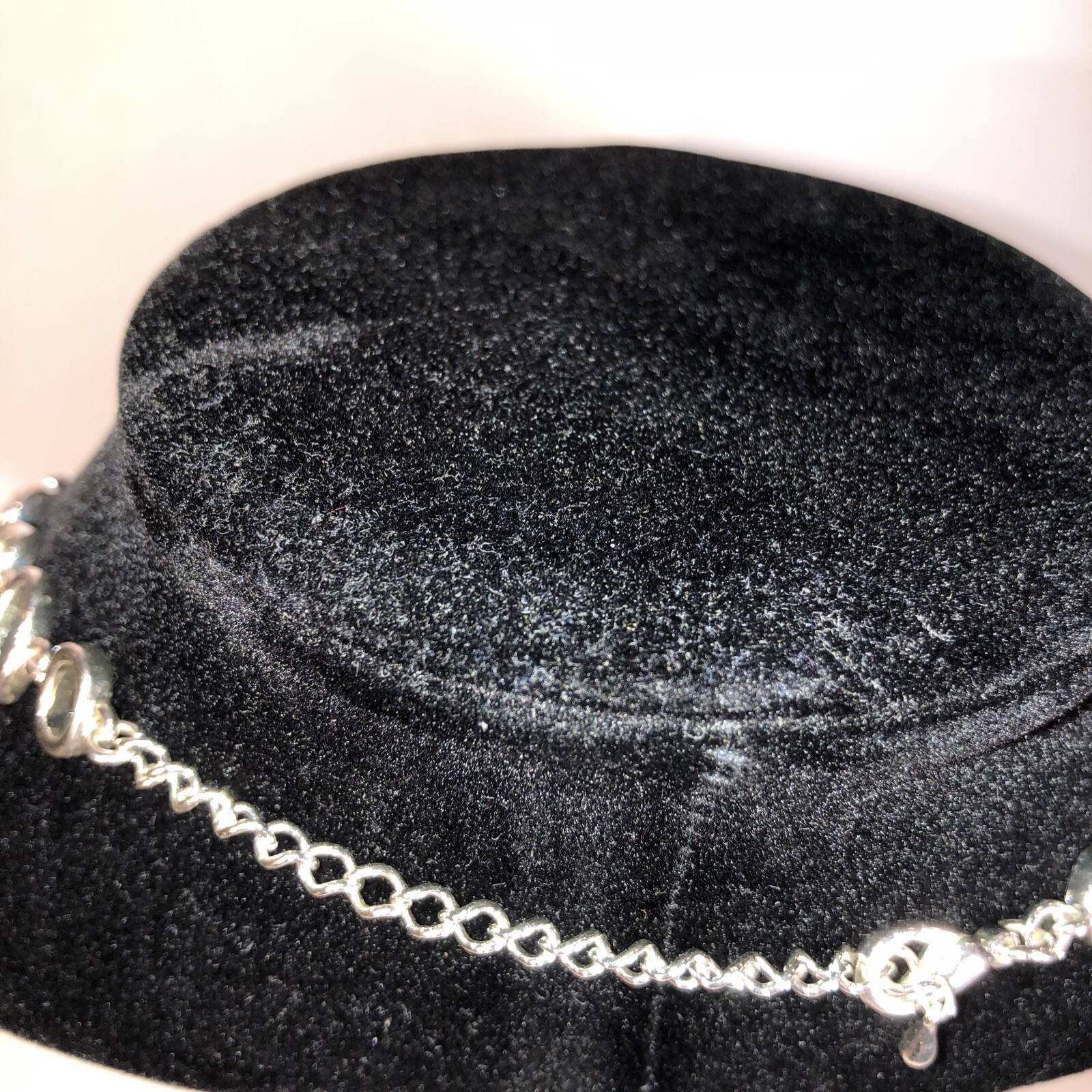 Elegant Silver Plated Ovals Necklace 16.5 to 19.5 Inches Wedding Jewelry