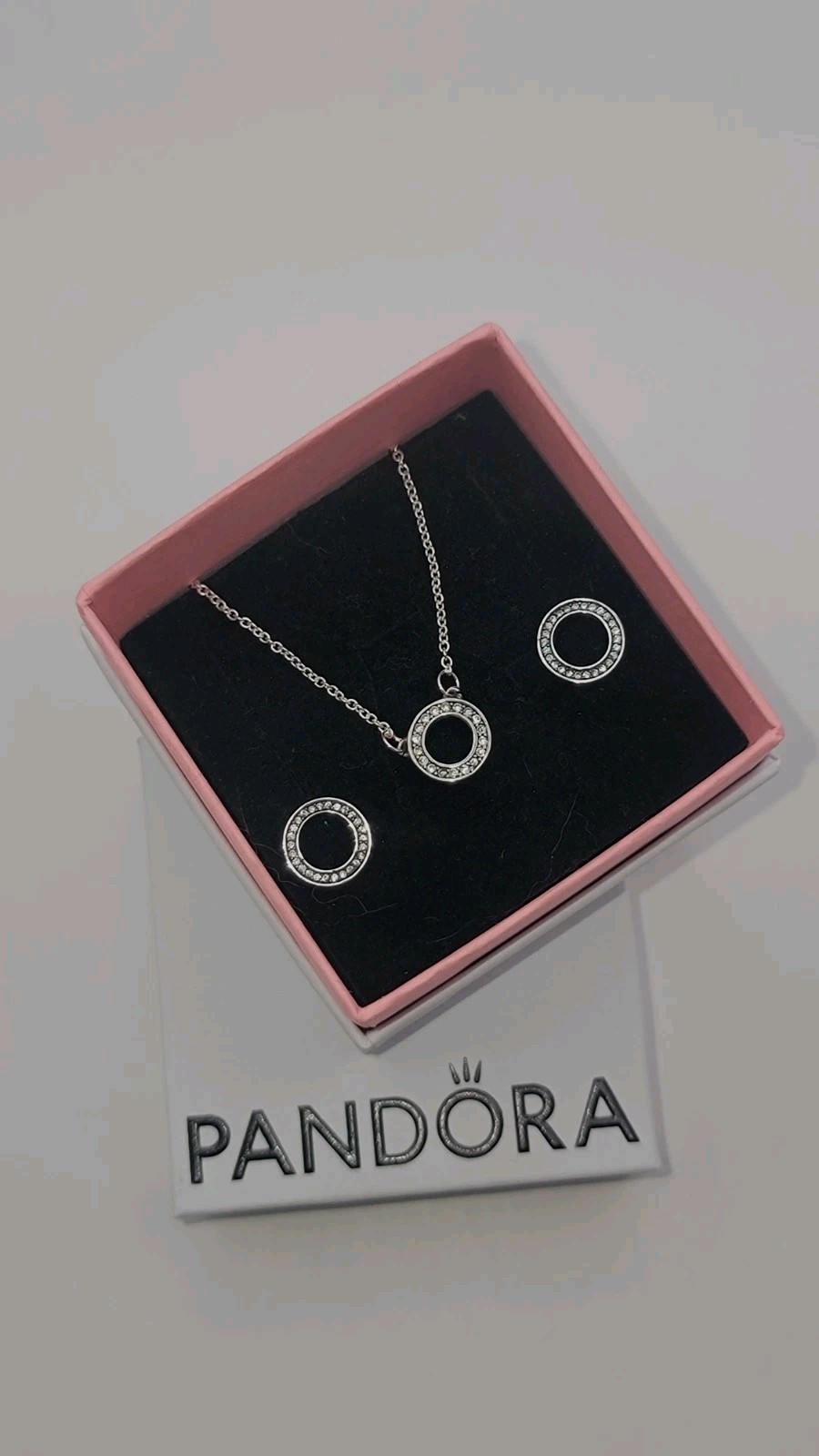 Authentic Pandora #393162C01-50 Pave’ Circles Chain Necklace & Earrings Gift Set