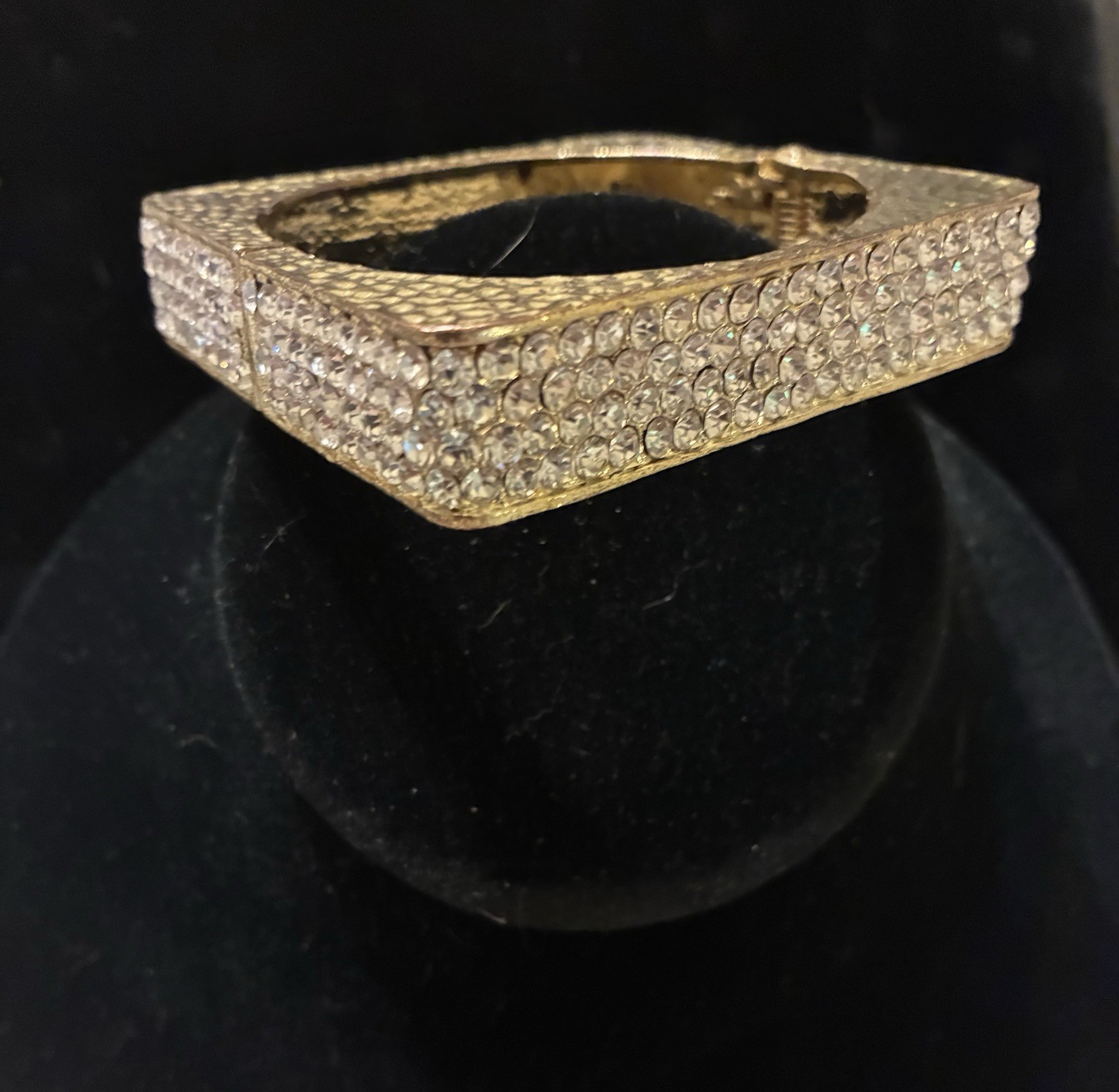 Vintage Gold Tone & White/Clear Rhinestone Clamper Bracelet Size 7.0 Inch