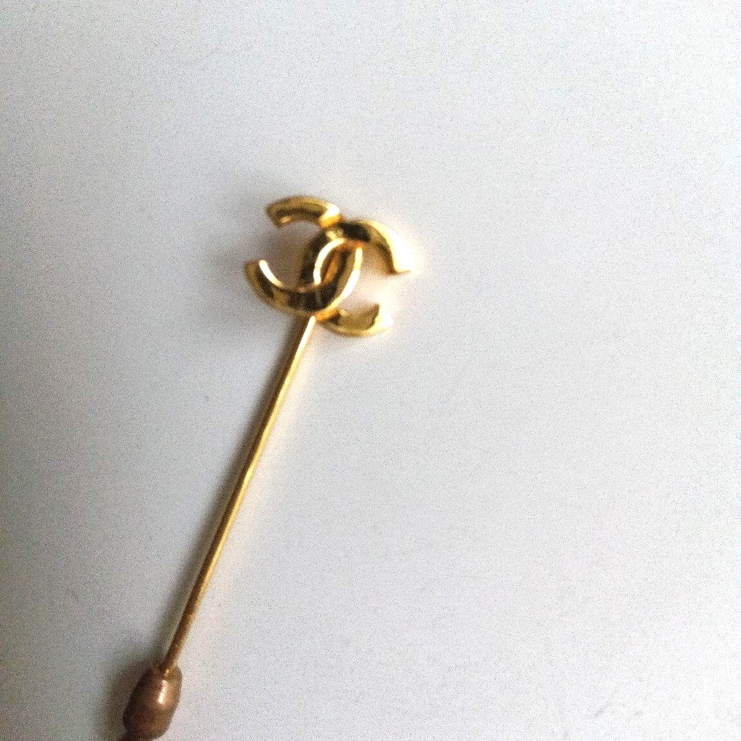 CHANEL CC Logo Gold Tone Stick Pin Brooch Lapel Hat Pin 5.5cm(2.2in) Authentic