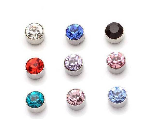 1 PAIR MAGNETIC DIAMANTE STUD 6mm EARRINGS ROUND Clear,Black,Red,Blue,Pink
