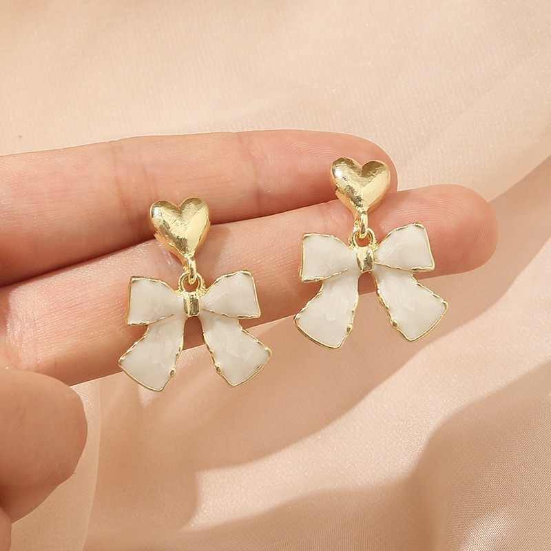 French style White Faux Pearl Heart Bow Dangle Earrings For Women One Size