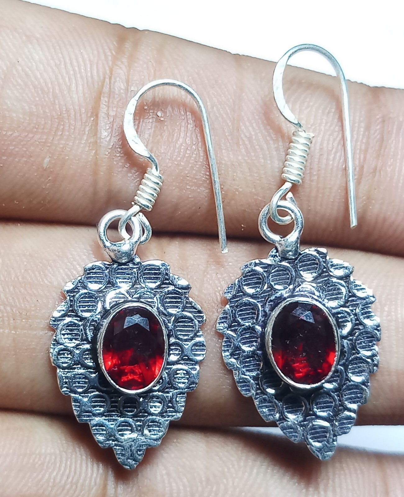 Garnet Gemstone Oval Shape Handmade Jewelry Earring 22 Carat Size 1.5 Inches