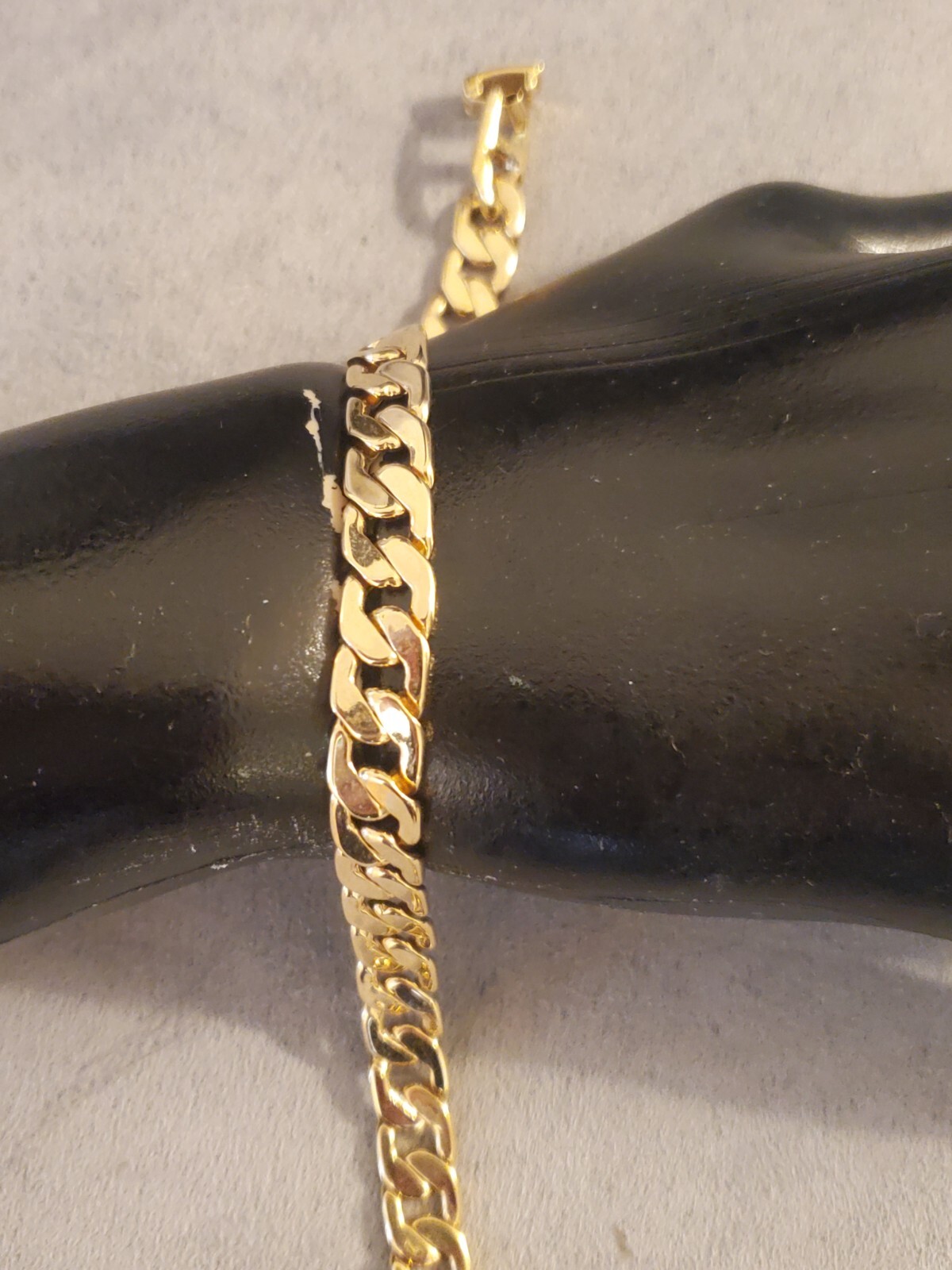 Sleek Gold Tone Cuban Link Tennis Bracelet 8 Inches