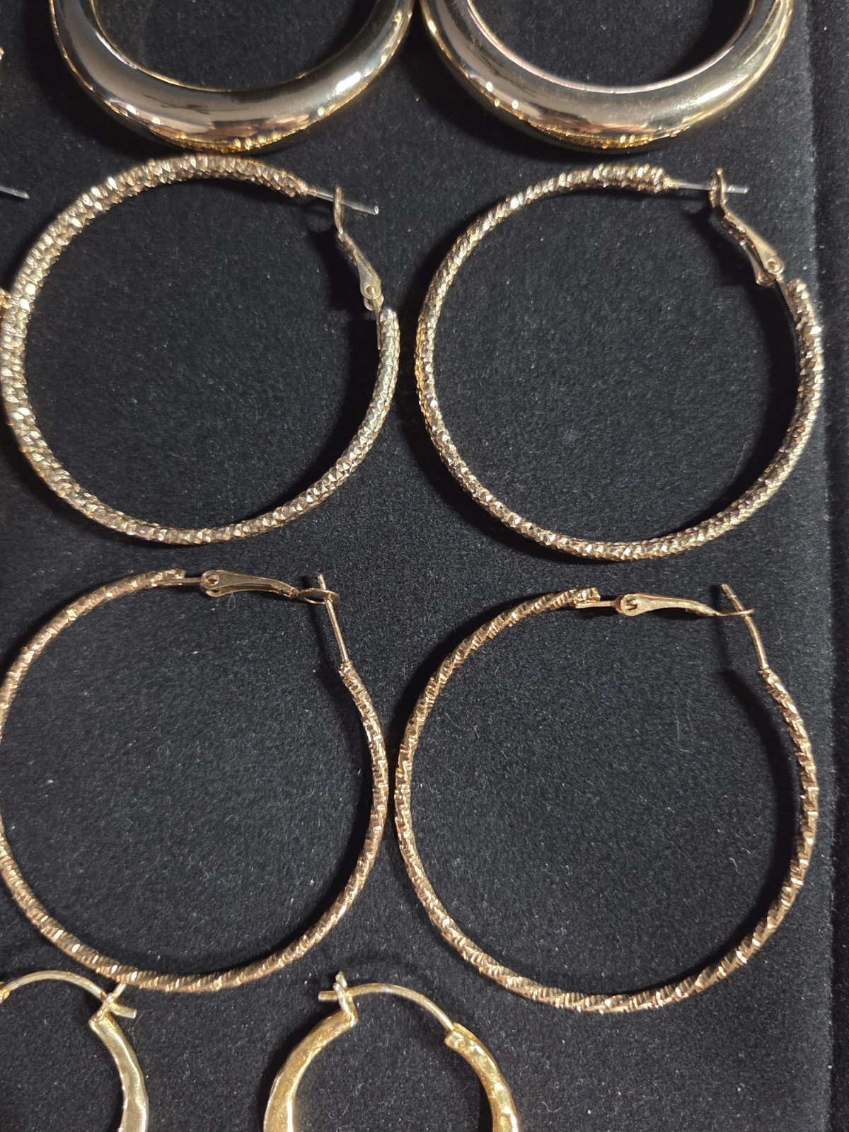 Six Pairs Pierced Earrings Costume Clean 1″ And 2″ In Diameter Excellent