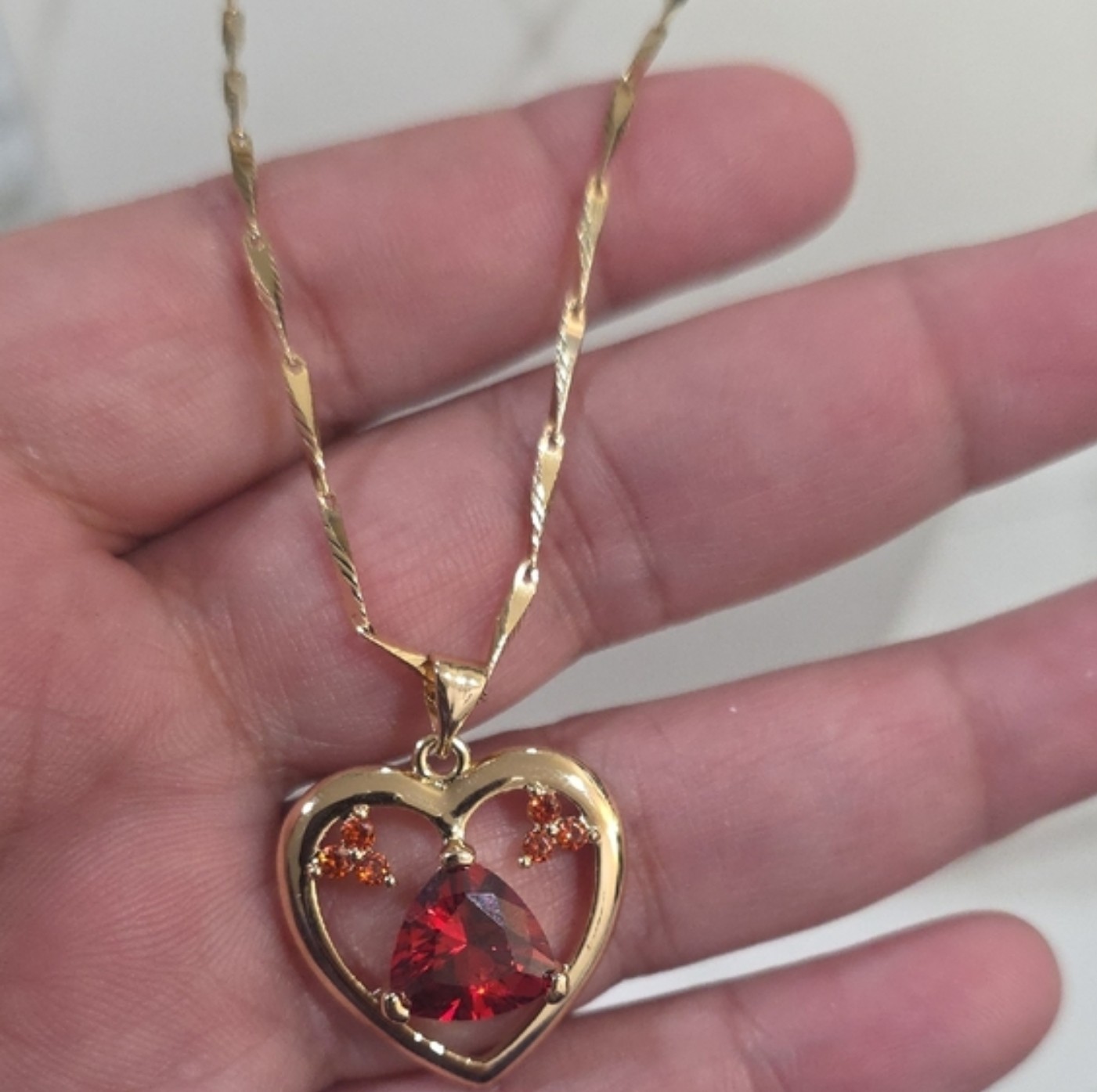 14k Gold Plated Heart Necklace w/ 3 Red Crystal Stones on a 18″ Spiral Chain