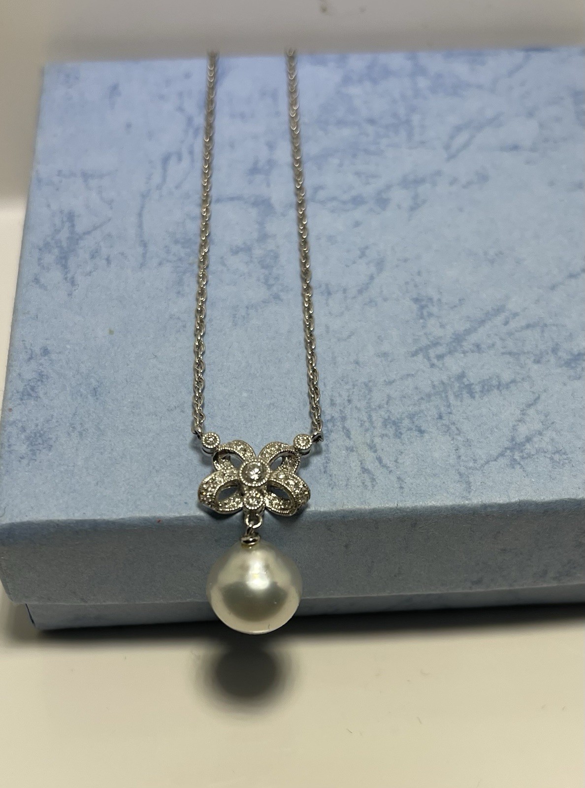 Pearl Necklace with Diamond Star Cluster Pendant 7.0 Gram Pt 850