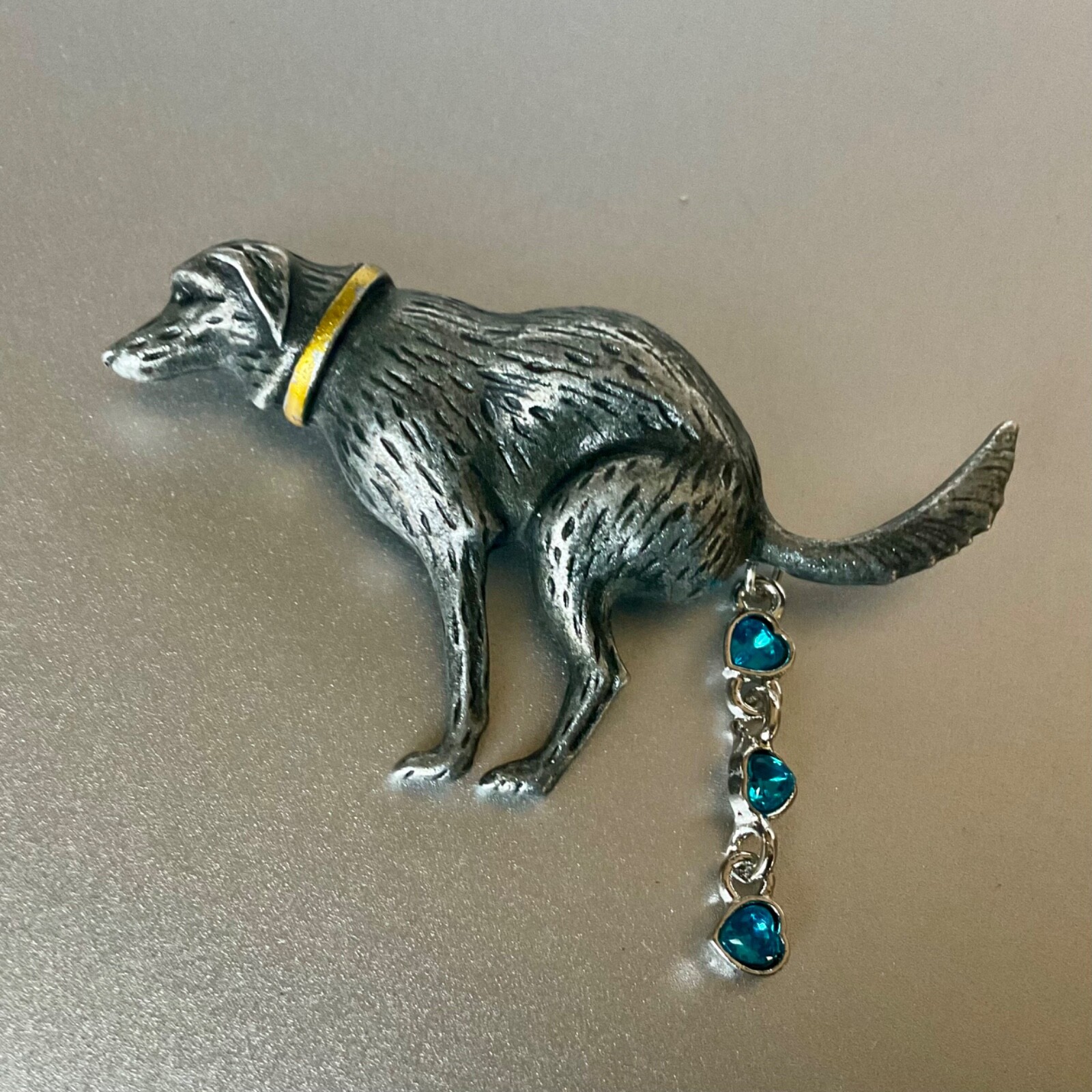 Novelty Labrador Dog Pooping Pin Silver Tone with Blue Rhinestone Hearts