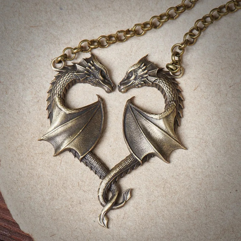 Elegant Heart Shaped Double Dragon Pendant Necklace