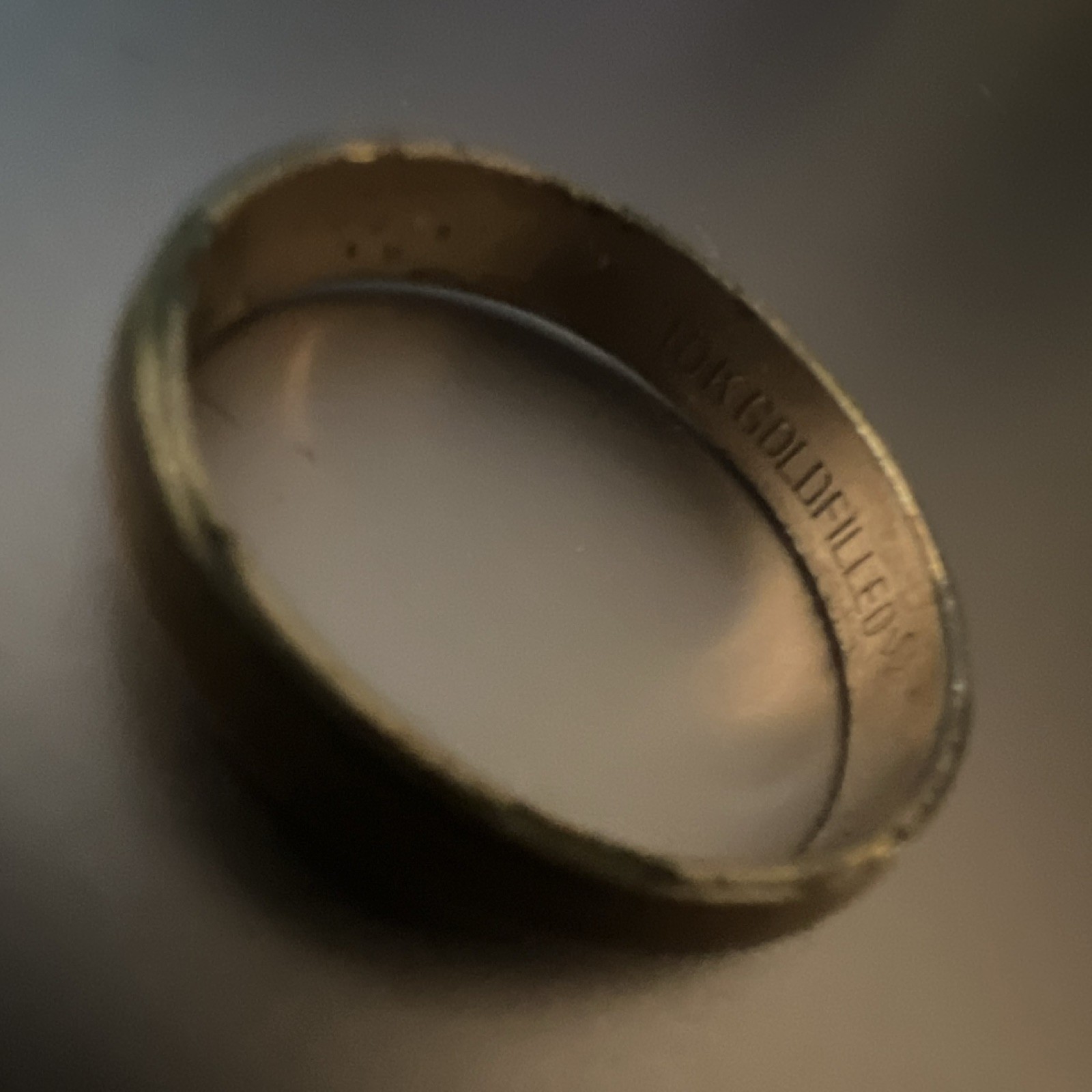 10K Gold Filled Band Ring Size 9 Round No Stone 2.3 grams