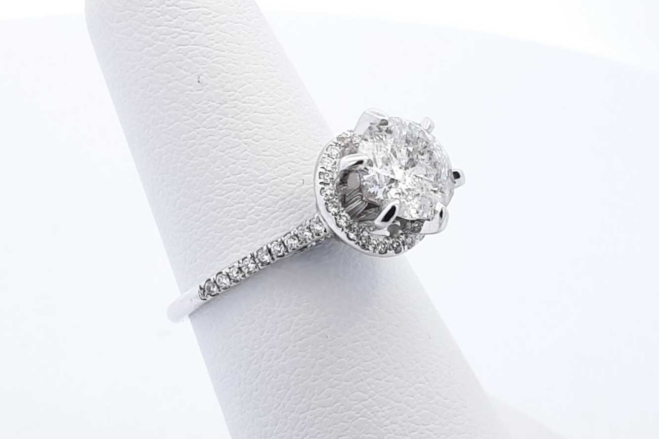 18k White Gold Diamond Ring 1.0ctw Center Diamond 3.4 Grams Size 5 Eb0526oorxde