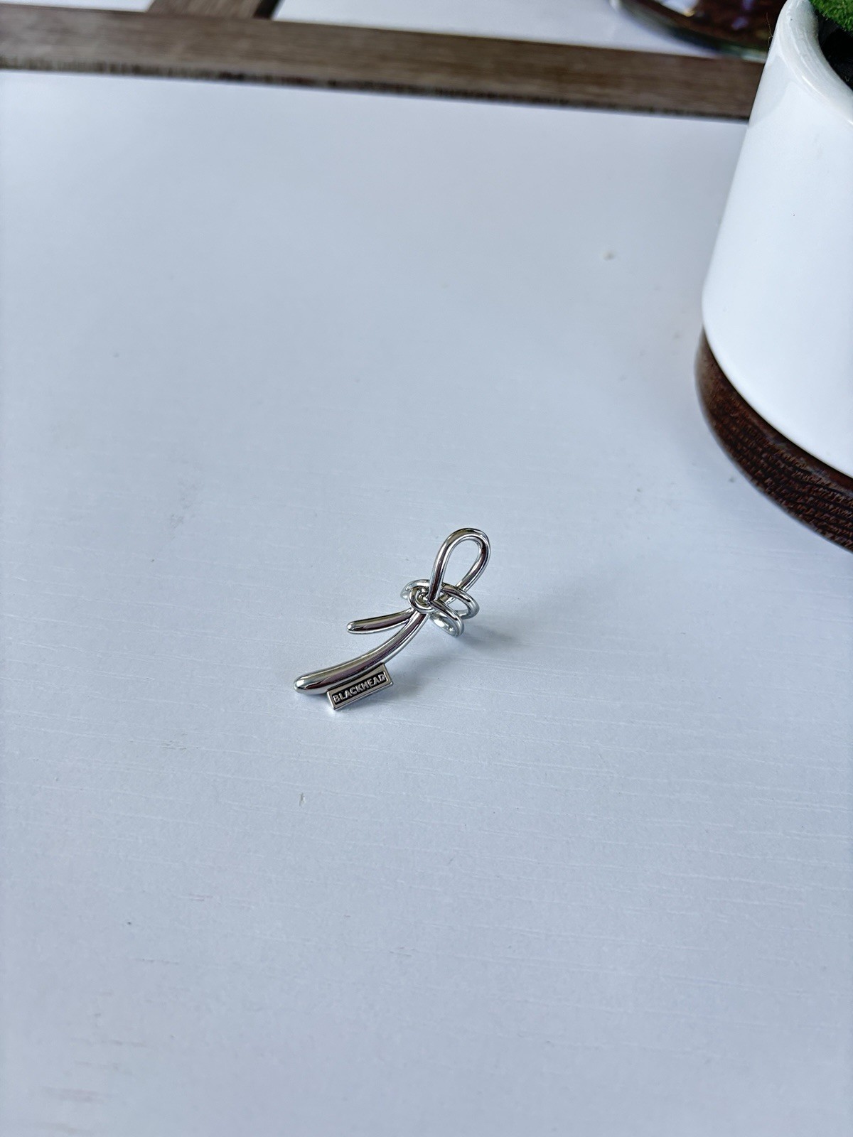 Bow Ear Cuff