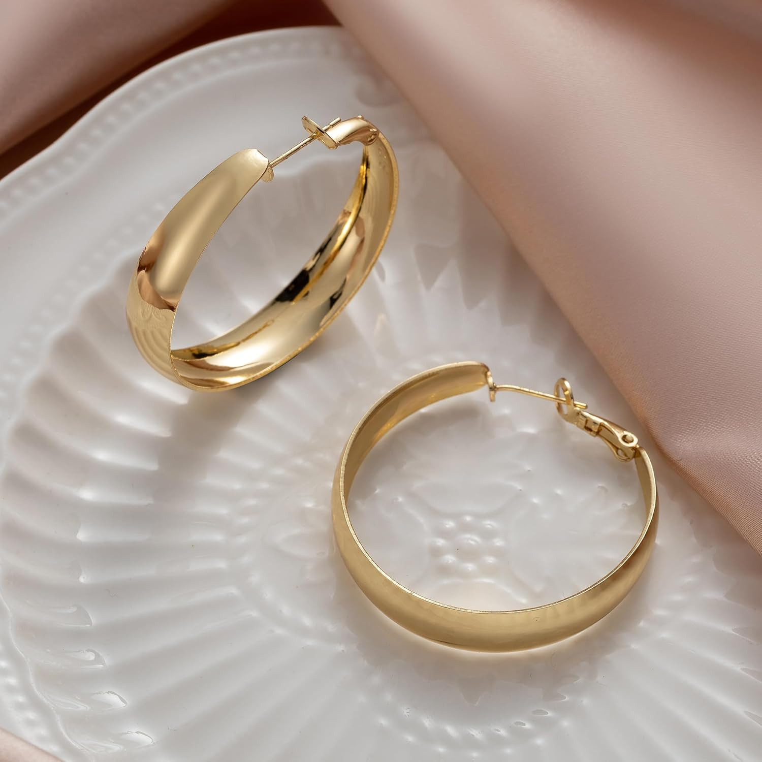 5-8Mm Tapered Design Thick Large Hoop Earrings for Women Trendy Hypoallergenic 9