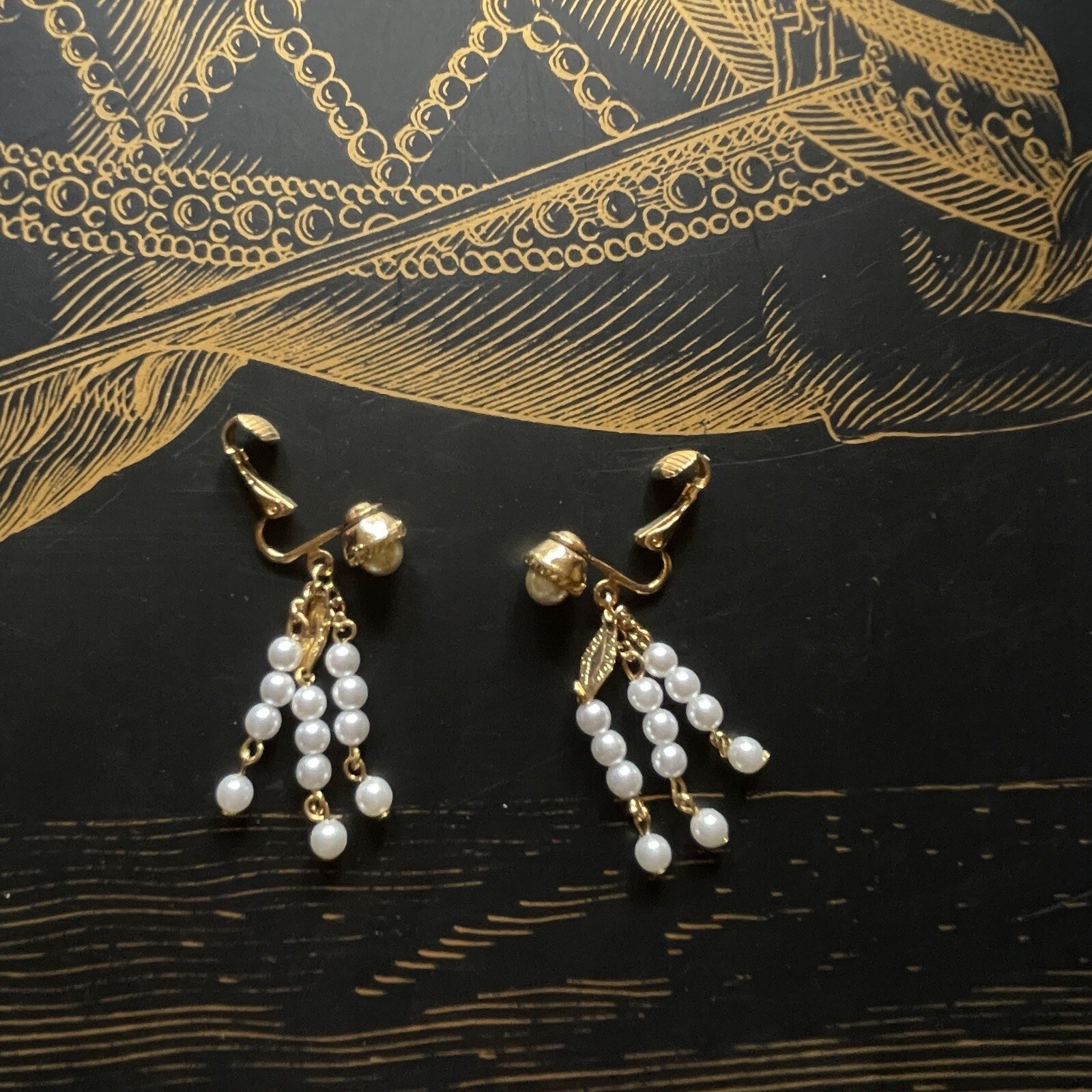 Vintage Faux Pearl Tassel Clip On Earrings Gold Tone Dangle Chandelier Statement