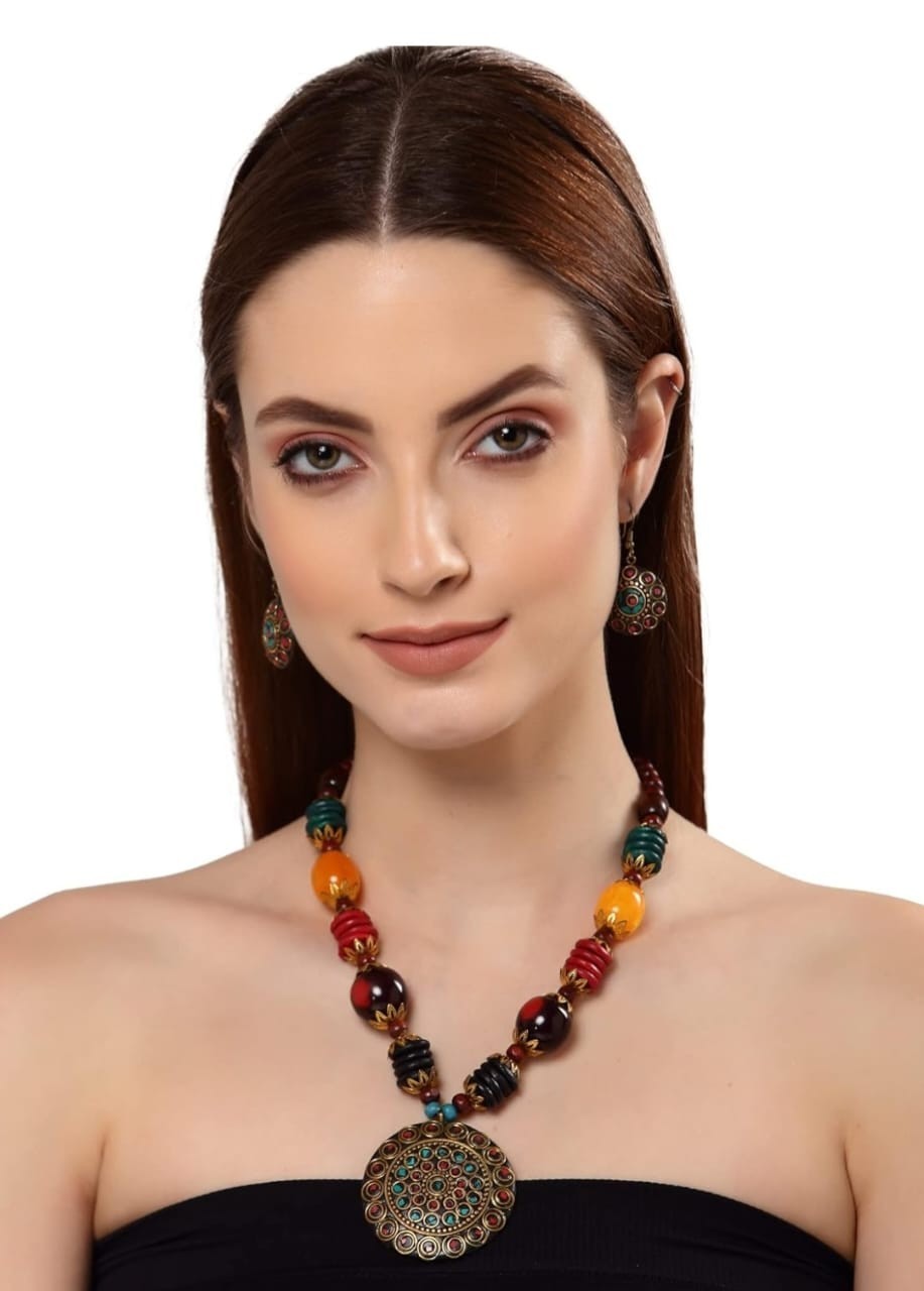 Indian bollywood boho tribal pendant with matching earrings for men and women