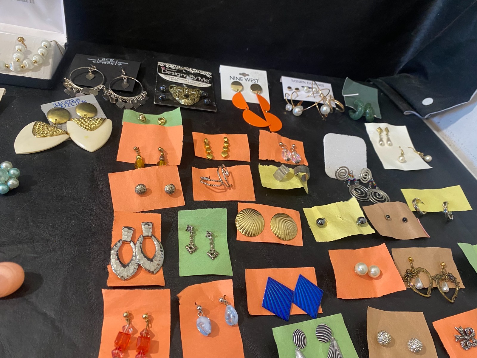 huge lot 125+ pairs earrings earring collection dangle stud hoop clip estate +