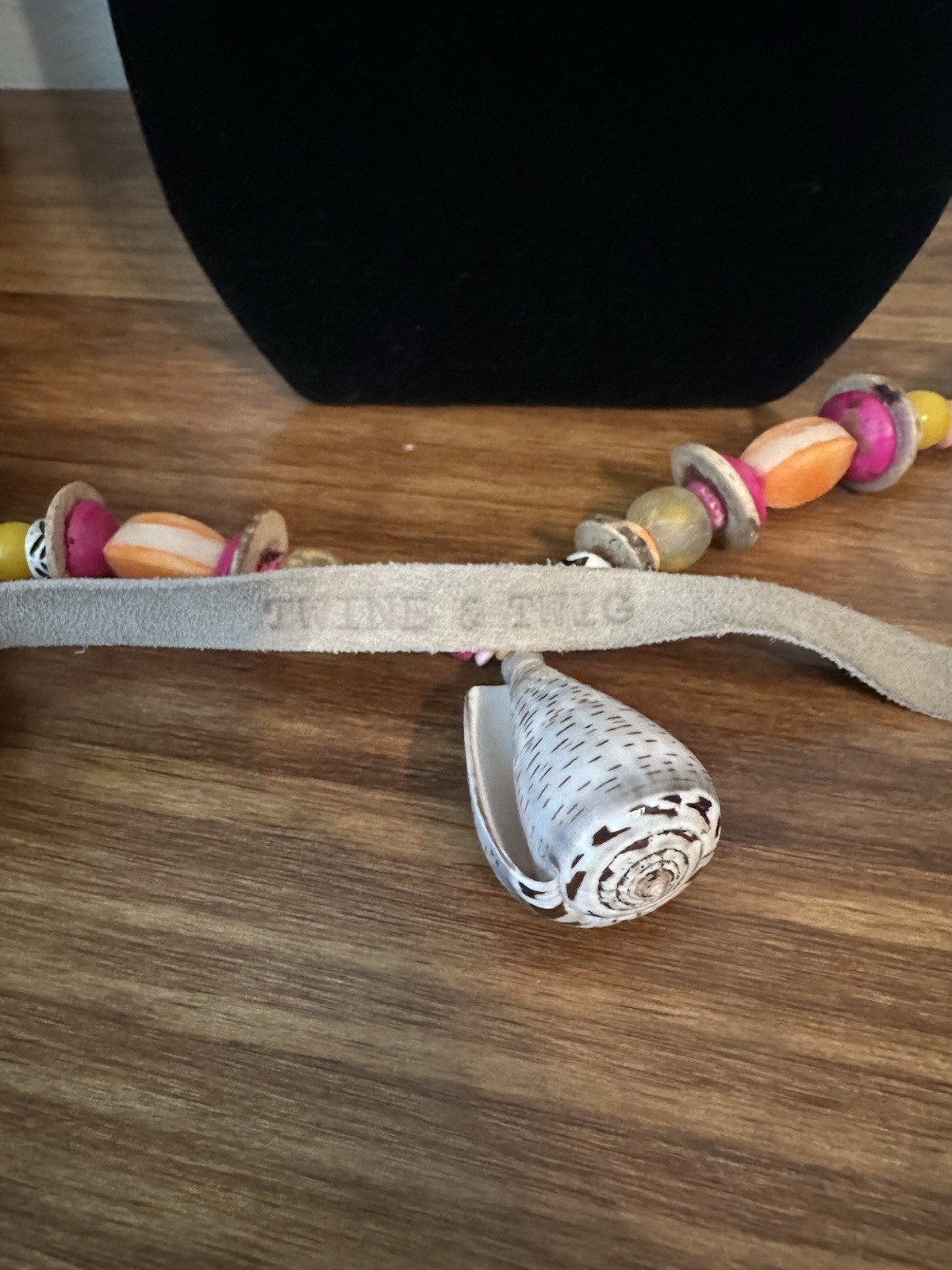 TWINE & TWIG Signed Leather Suede & Bead & Shell Pendant Necklace