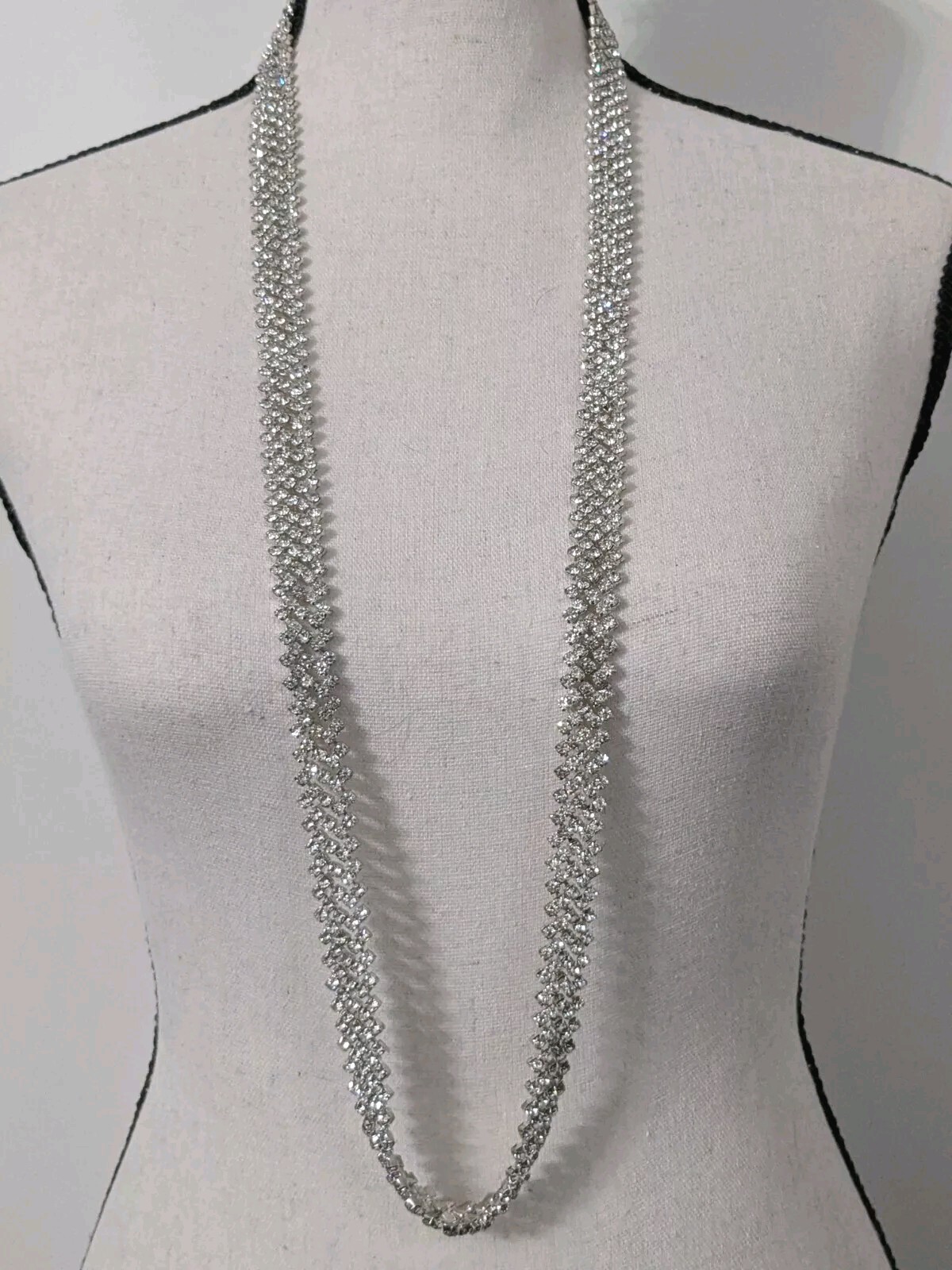 Clear Rhinestone Silver tone Necklace Or Belt Fashion 38 Inches