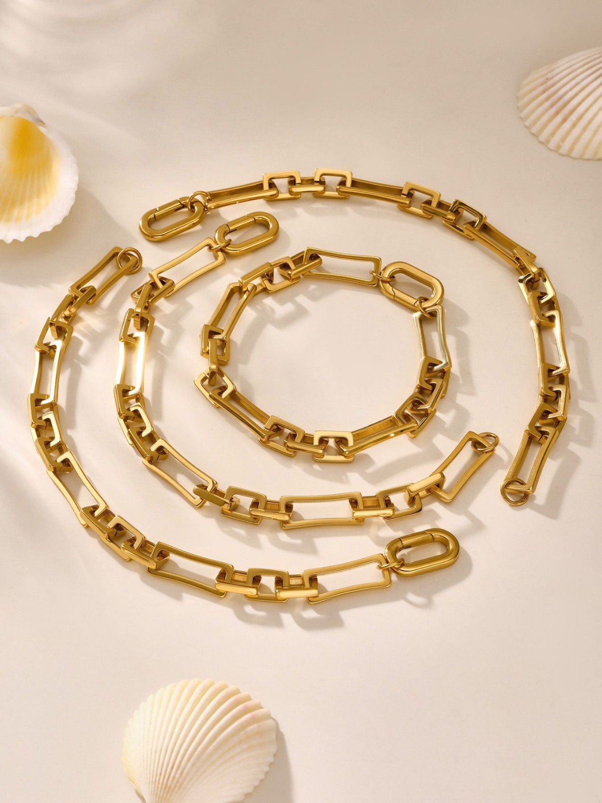 Women 18K Gold Plated Oval Rolo Link Paper Clip Thick Bracelet Bangle 7.5 in