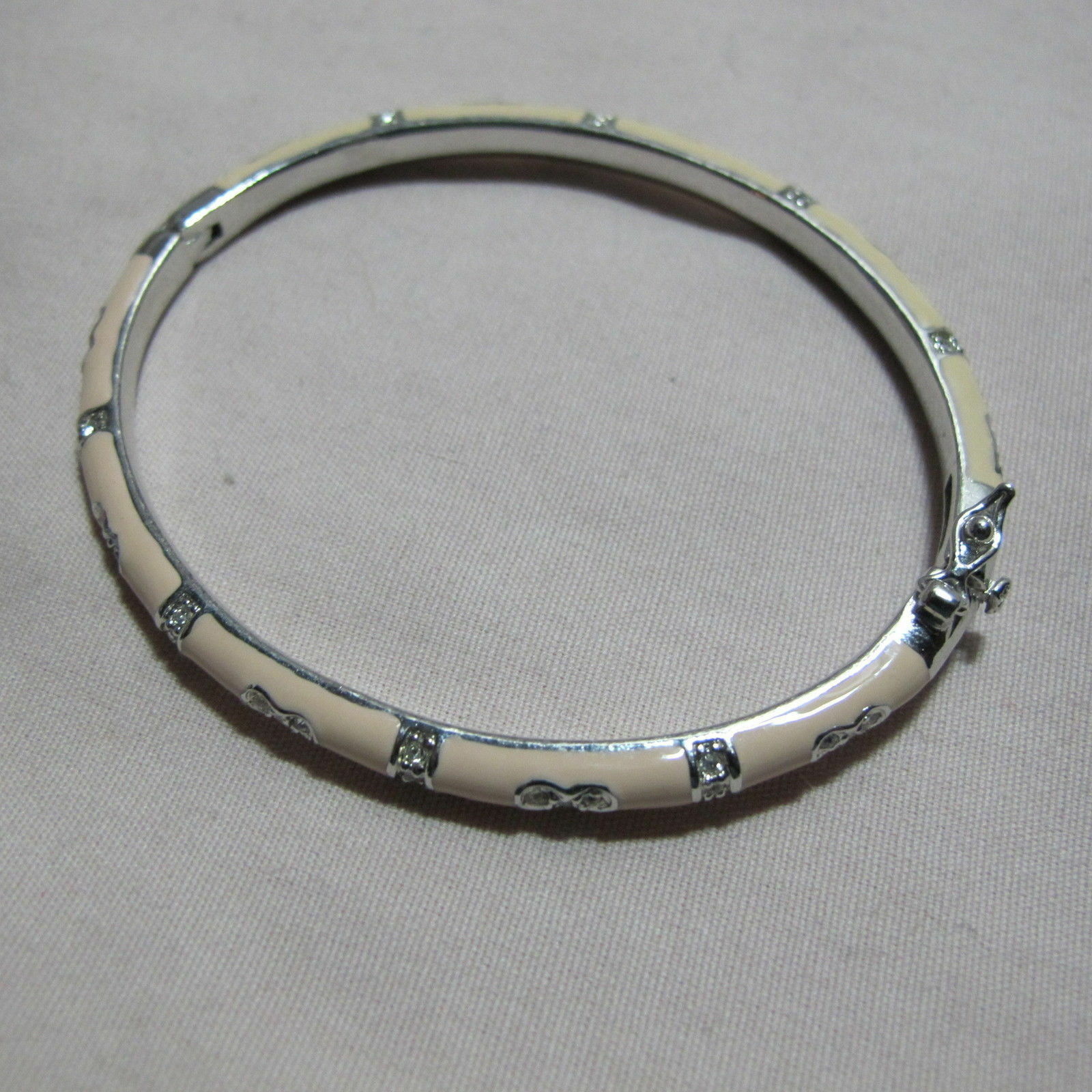 Hinged w/ Clasp Off white Beige Silver w/ crystals Hearts Bangle Cuff Bracelet