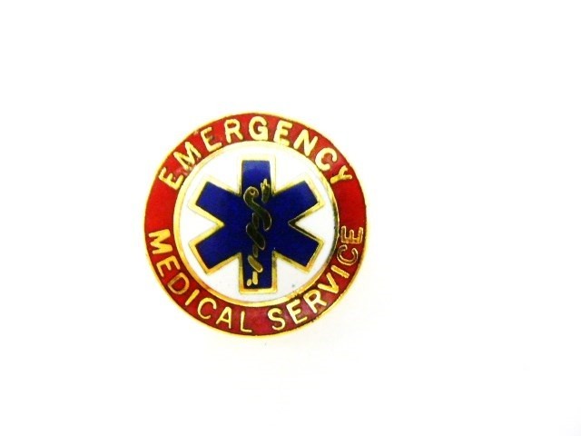 EMS Collar Device Pin Emergency Medical Service Red Gold Star of Life 55G2 New