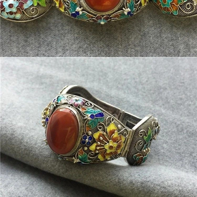 Ladies’ Vintage Handmade Floral Blue Inlaid Ruby Buckle Bracelet Ring