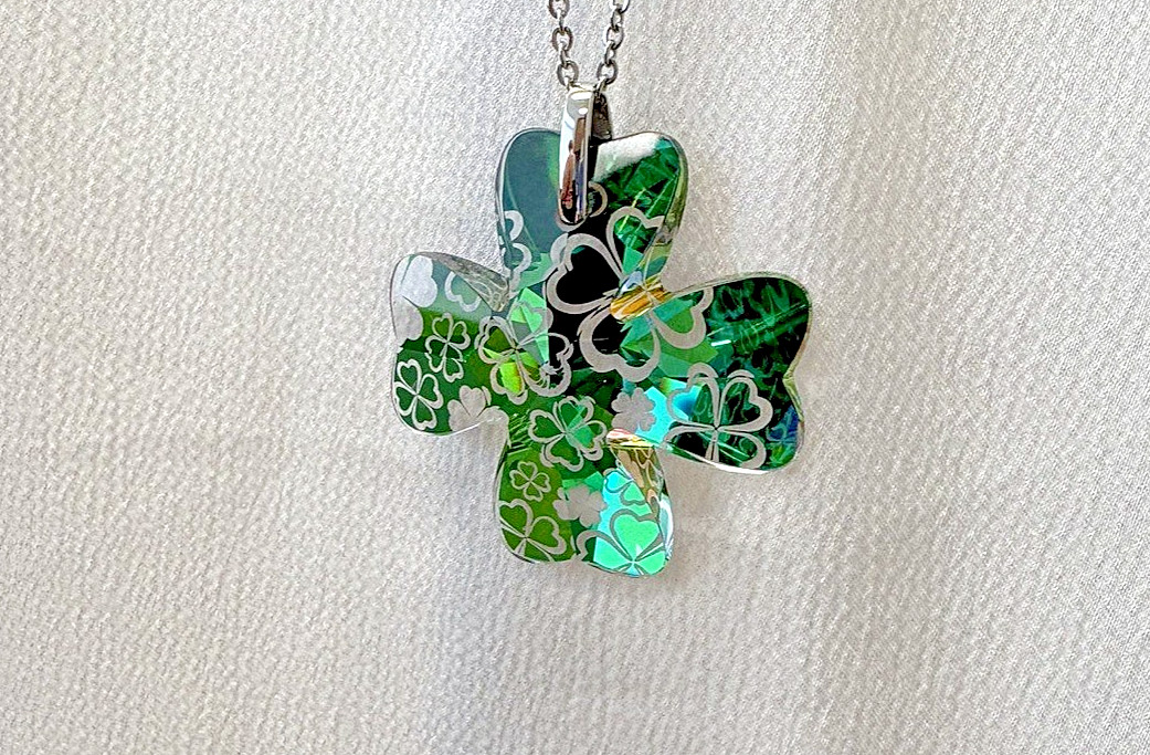 Clover Crystal Pendant Necklace- Vitrail Green Preciosa Bohemian Crystal