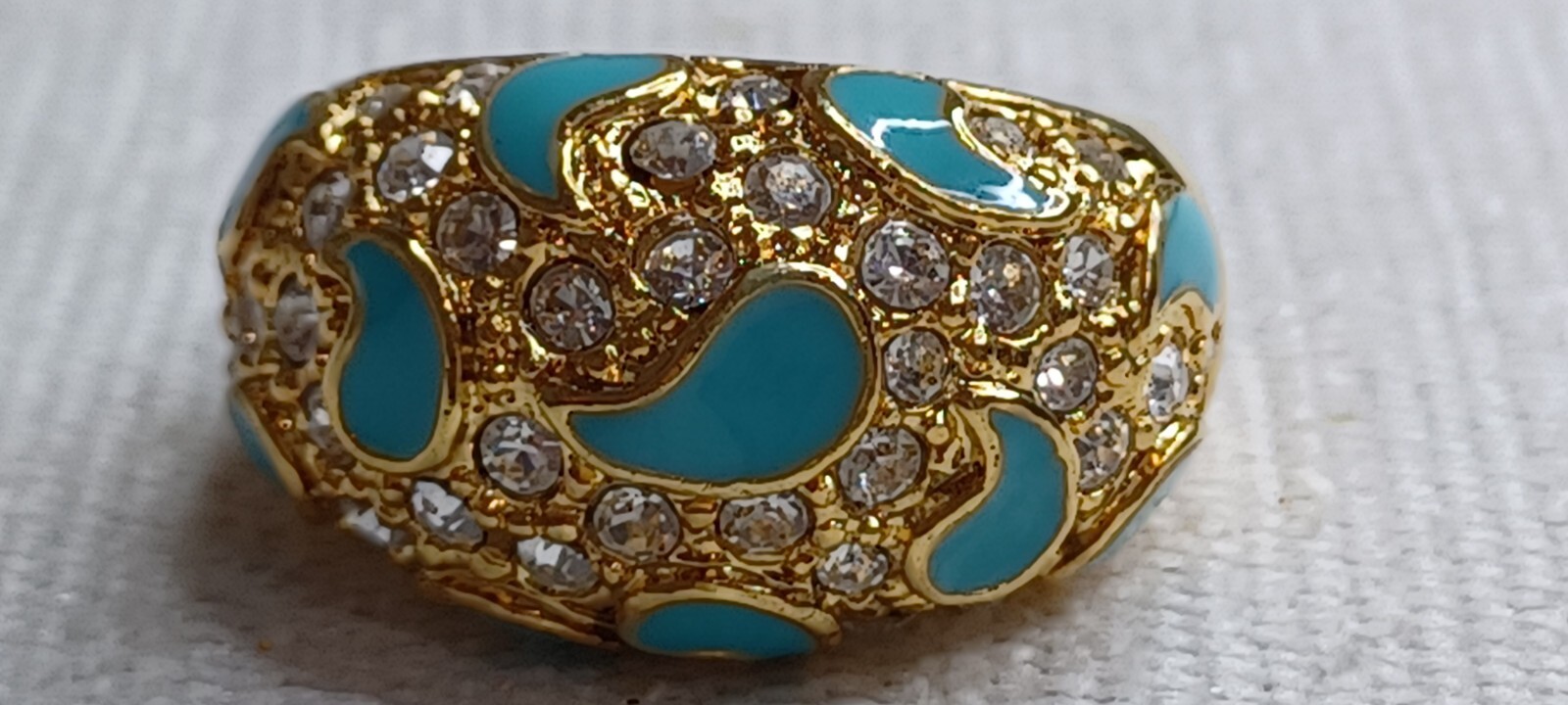 Gold Tone Turquoise Enamel Ring W/Crystals Size 5.5 10.1 Grams