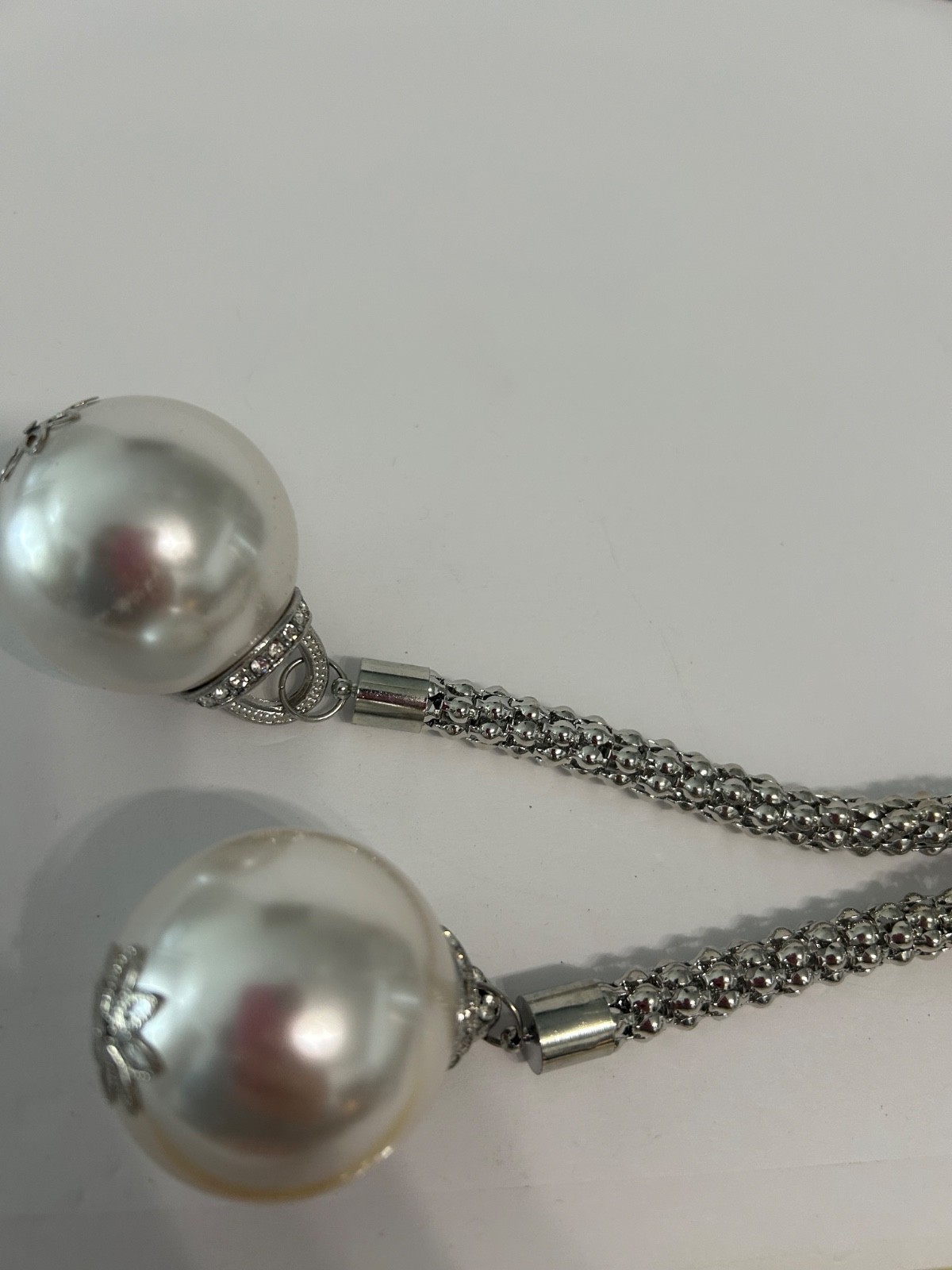 Fashion Necklace, Silver Rope Knot and Pearls