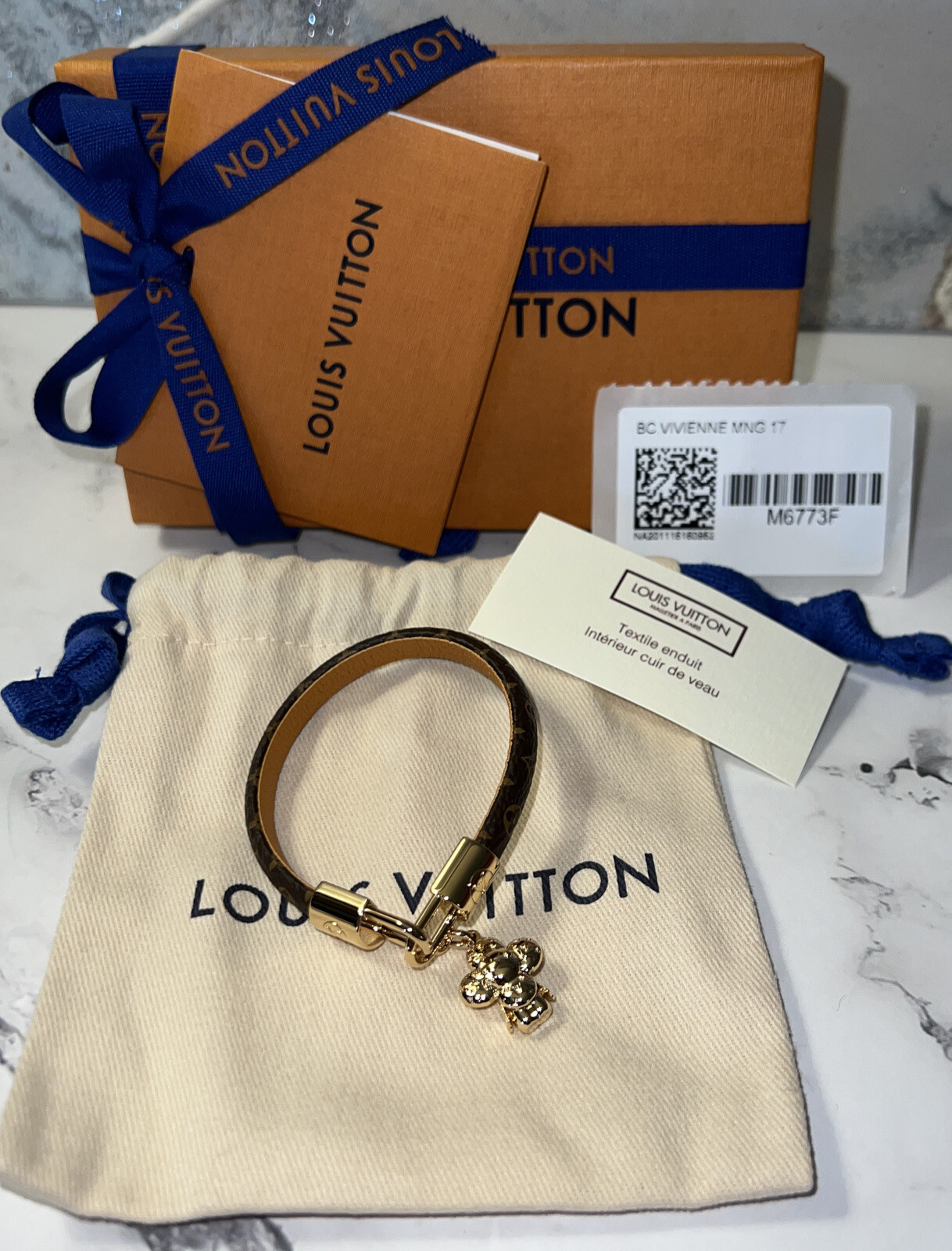 Bracelet Louis Vuitton Vivienne Monogram Charm Size1 17 New Box Receipt M6773F