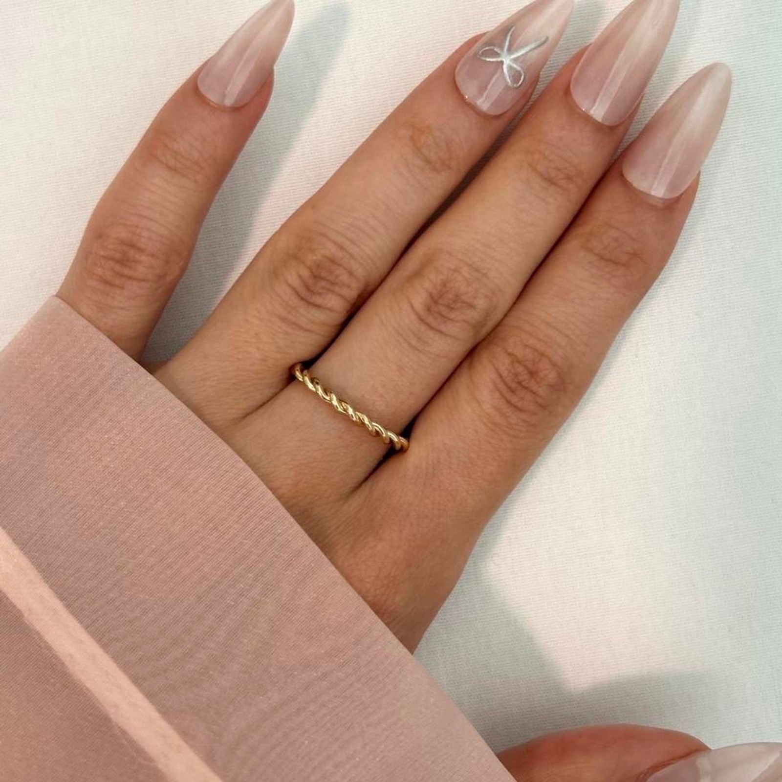 Vintage Inspired Luxurious Gold Ring