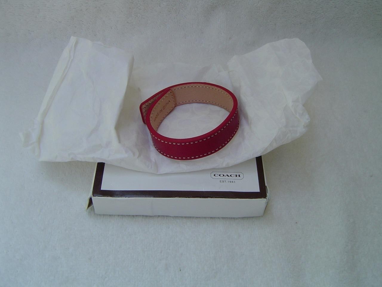 NEW AUTHENTIC COACH RED LEATHER SNAP CLOSURE BRACELET #7186