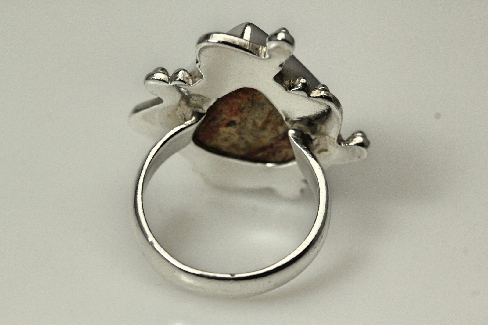 925 Sterling Silver Size 7.75 Teardrop Red & Brown Stone Ring 9.7 Gram (RIN8156)