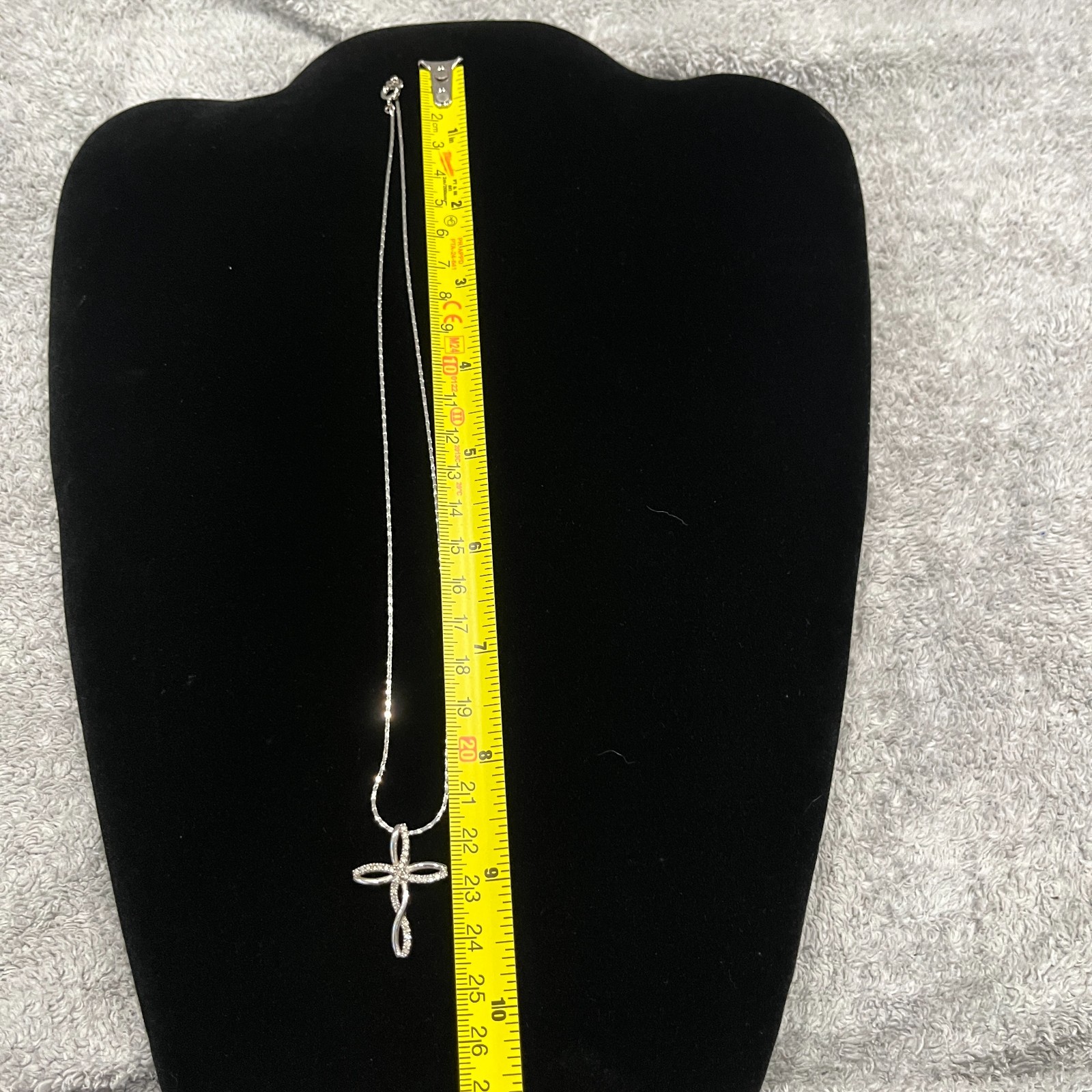 Infinity twisting cross necklace ornate 925 Sterling Silver NWOT