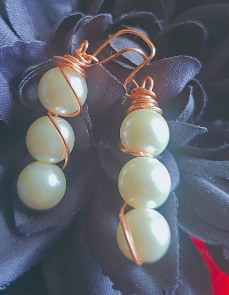 Wire-Wrapped Dangle Drop Earrings Cream Pearl Bead Pair