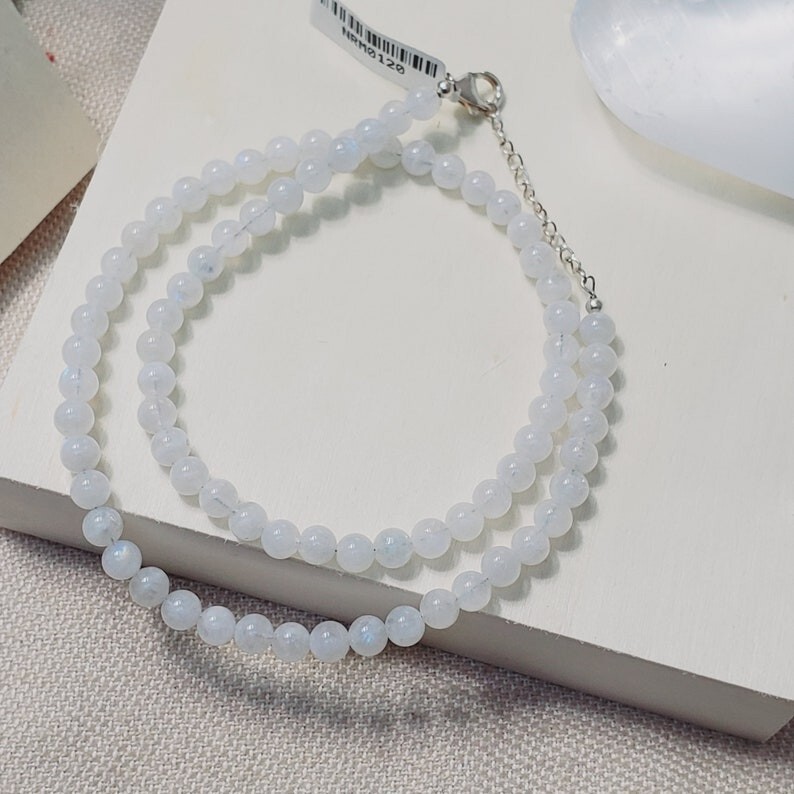 A+++ Beautiful Moonstone Smooth Round Gemstone Beads Men & women Necklaces 18”