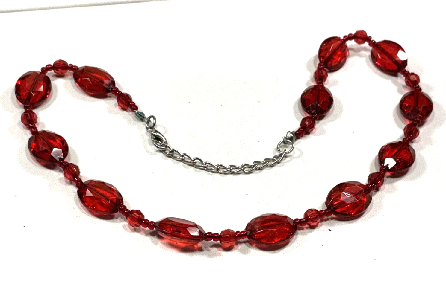 Fashion Necklace Acrylic Garnet Red Faceted Lozenge Silver Tone Choker Lot 83B
