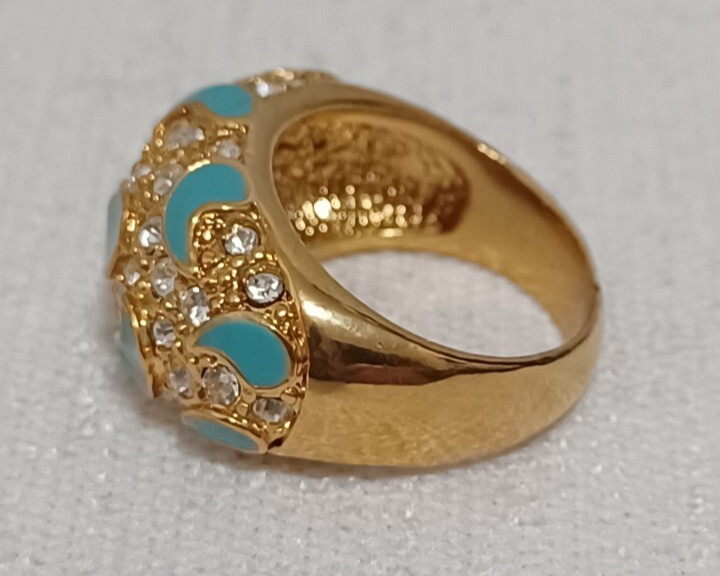 Gold Tone Turquoise Enamel Ring W/Crystals Size 5.5 10.1 Grams