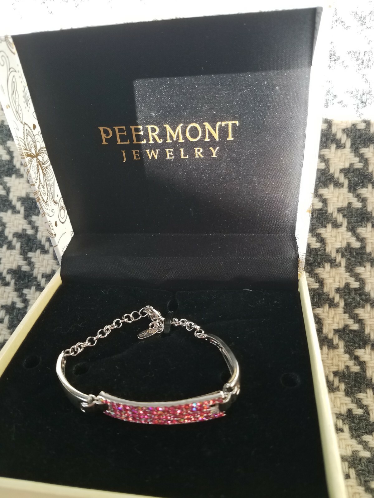 NIB PIERMONT JEWELS-B 1 Round adjustable chain Bracelet silver color in pink