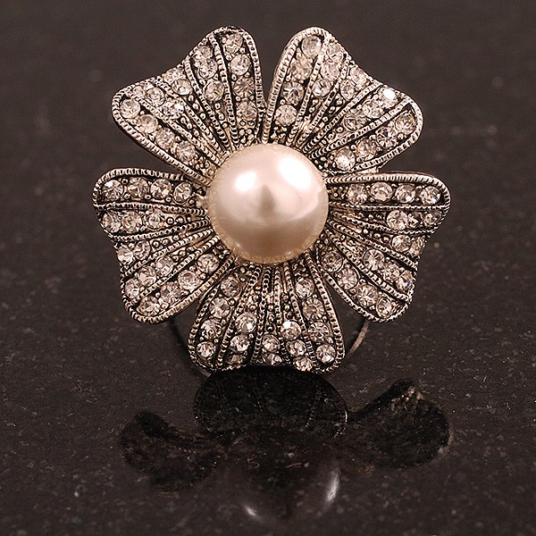 30mm Diameter Crystal Pearl Flower Ring in Aged Silver Tone – Size 7/8