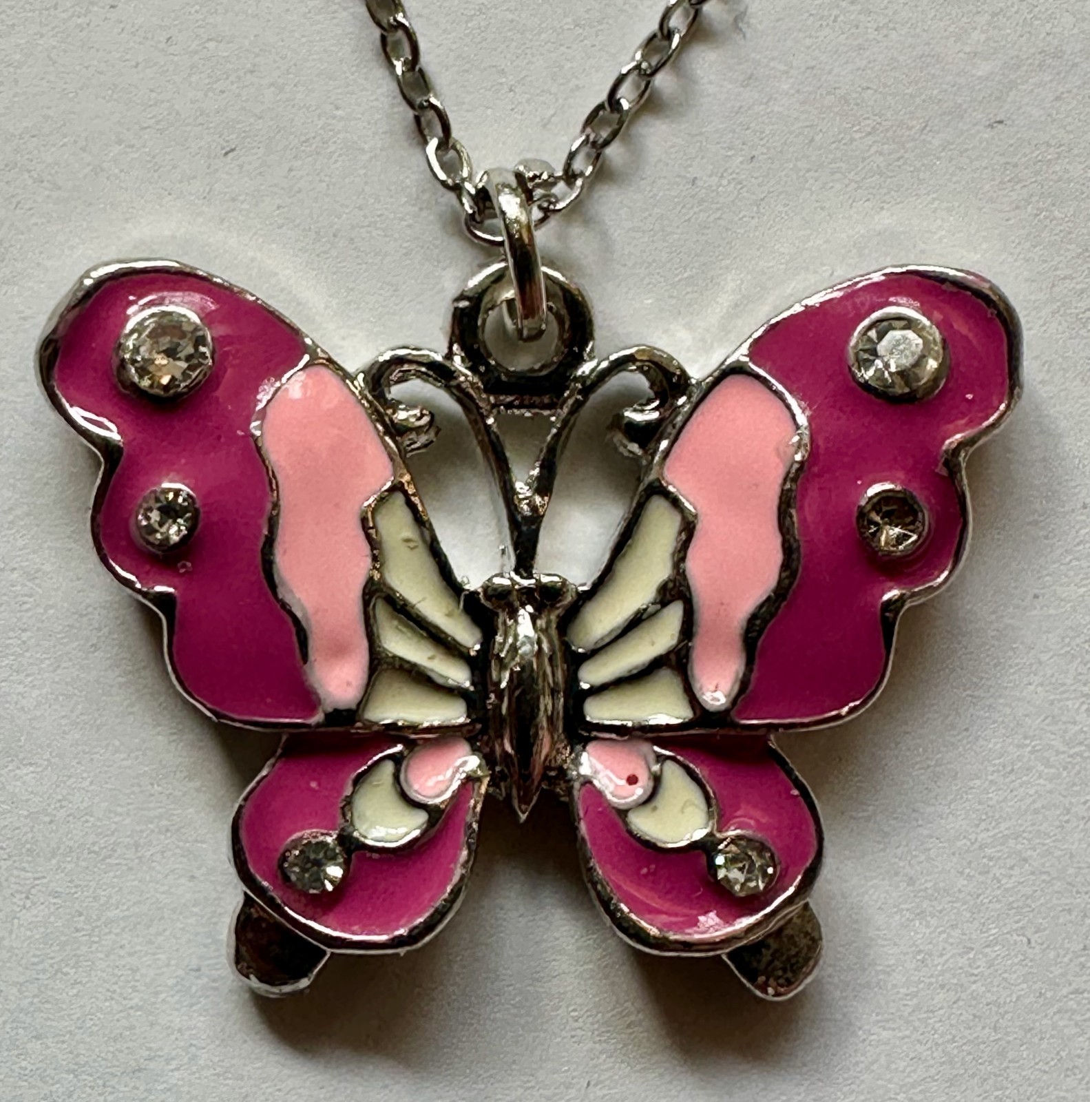 BUTTERFLY ENAMEL PURPLE PINK CRYSTAL METAL PENDANT 3/4 OF 1″ NECKLACE 18″