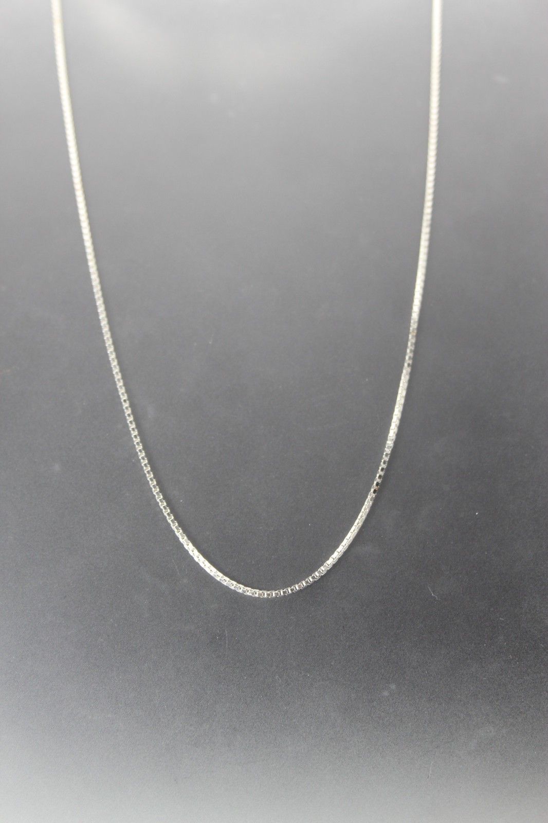 Sterling Silver 925 Box Chain 3.5 Grams, 17″ long, 1/16″ wide(NEC5980x)